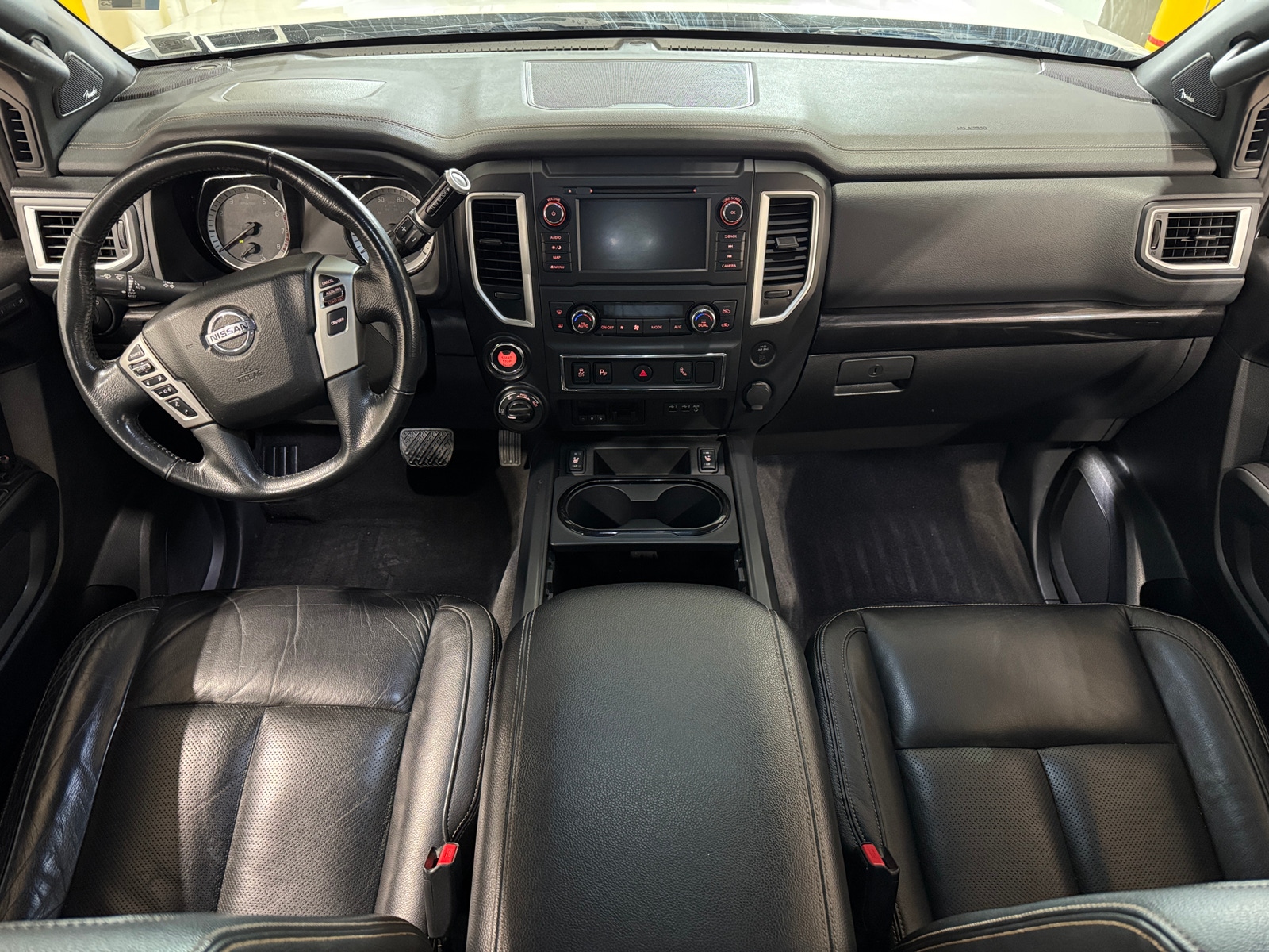 Thumbnail: 2019 Nissan Titan - 2