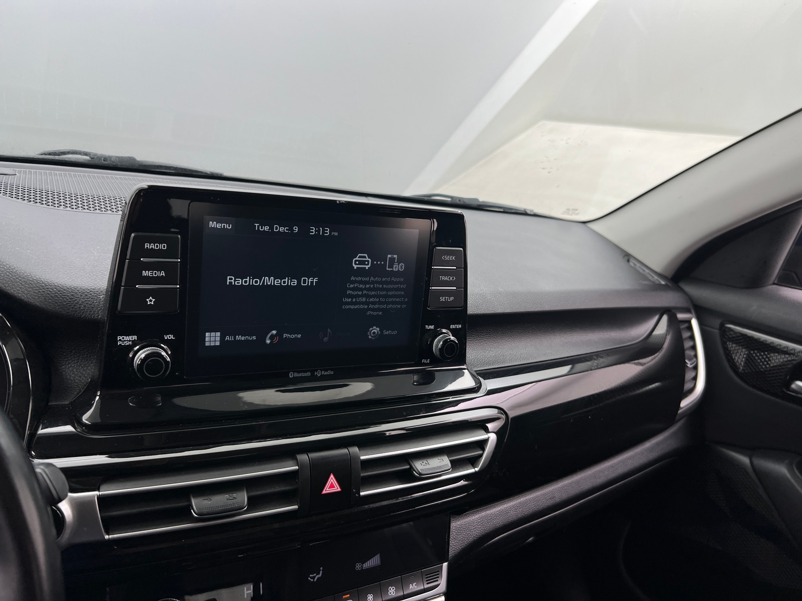 Thumbnail: 2021 Kia Seltos - 3