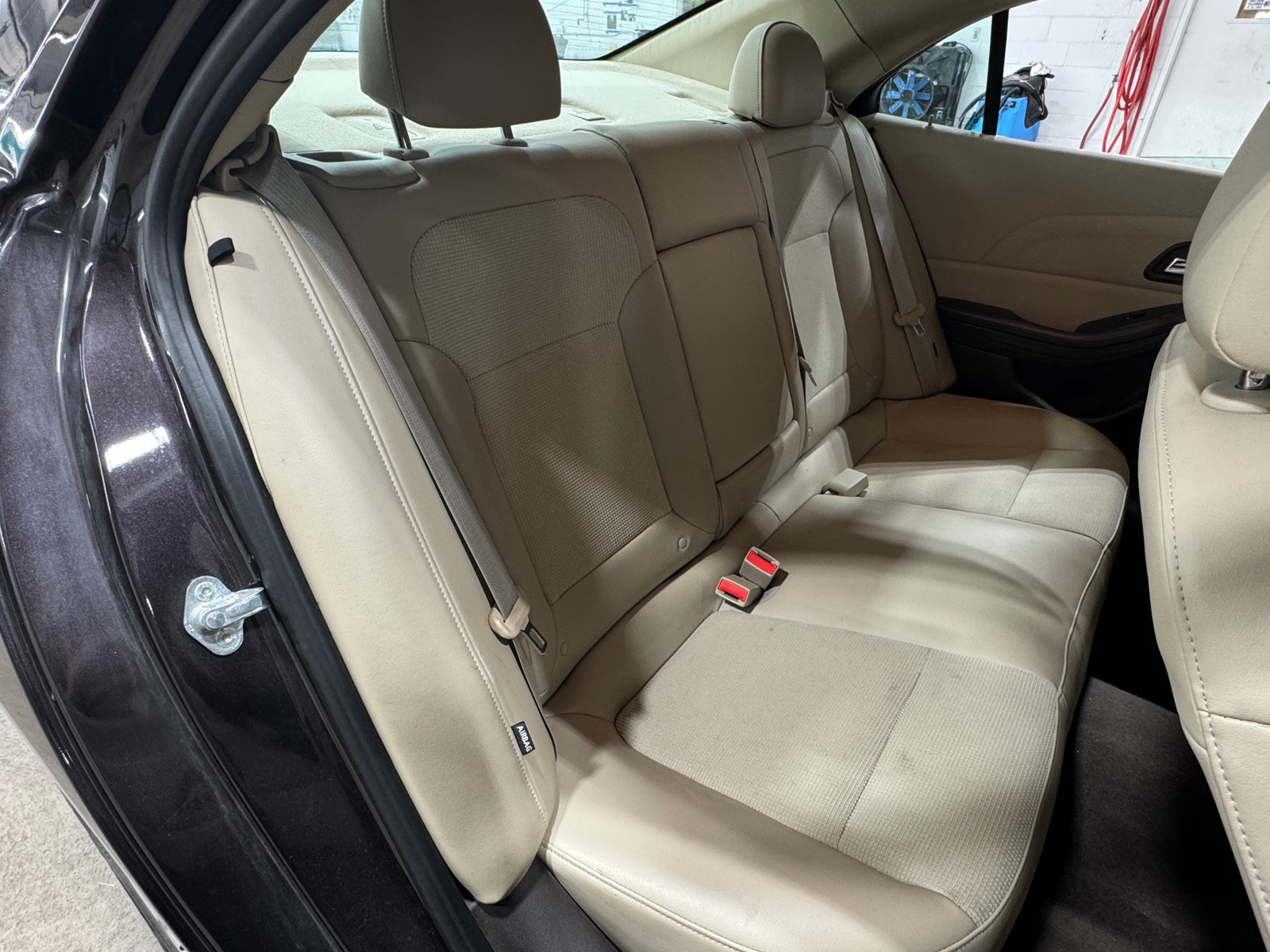 Thumbnail: 2015 Chevrolet Malibu - 6