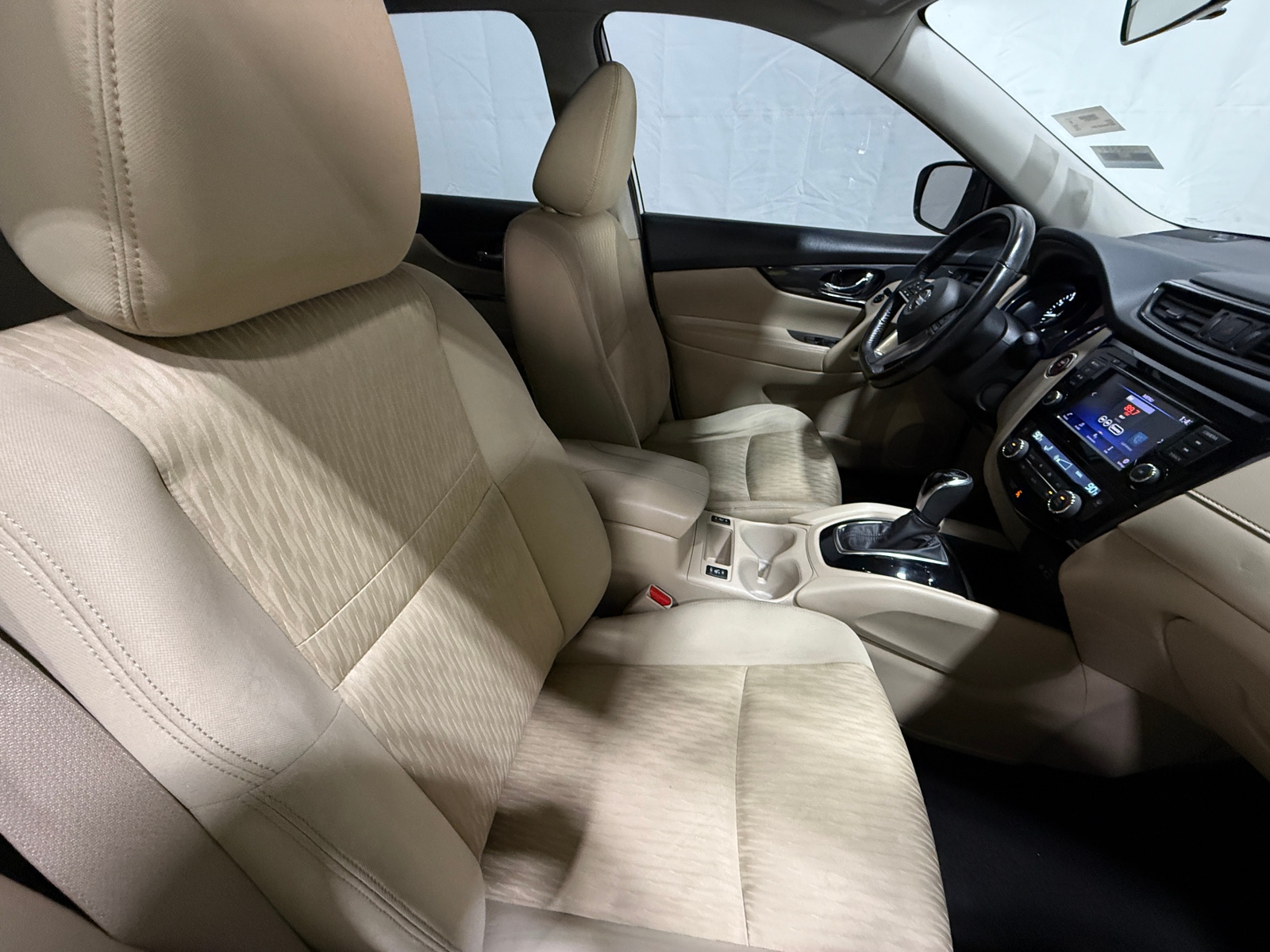 Thumbnail: 2018 Nissan Rogue - 2