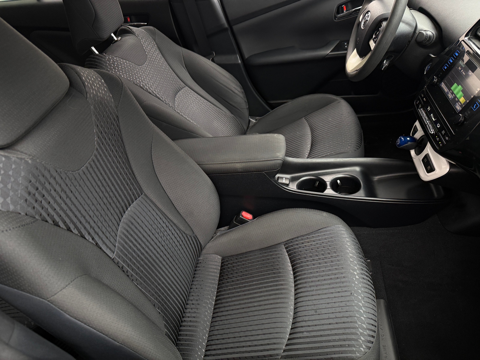 Thumbnail: 2018 Toyota Prius - 2