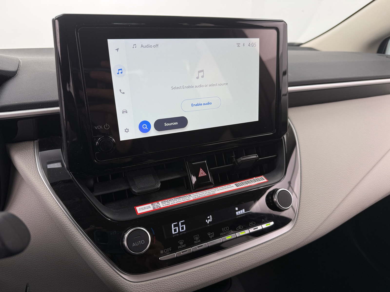 Thumbnail: 2025 Toyota Corolla - 4