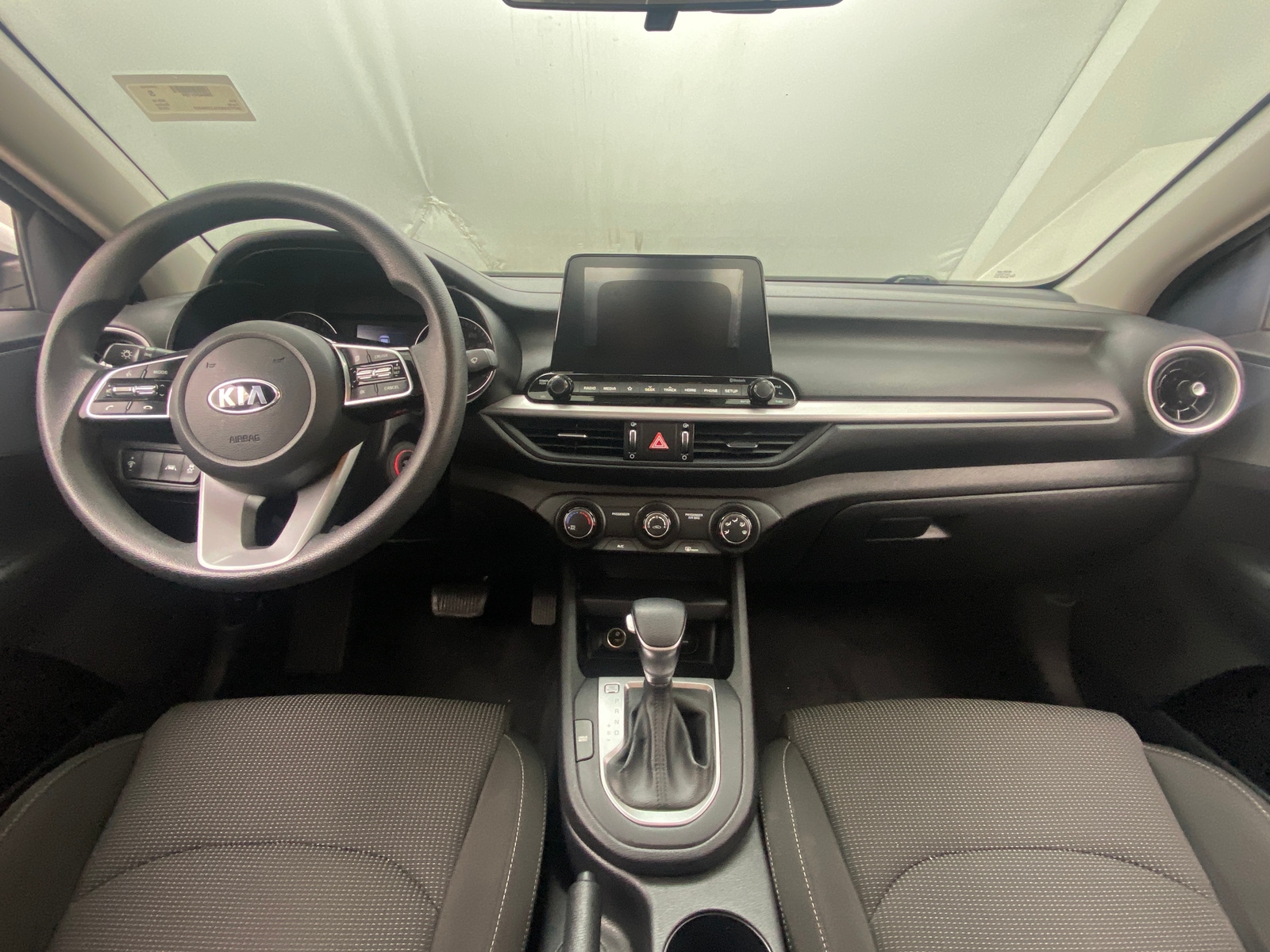 Thumbnail: 2020 Kia Forte - 3