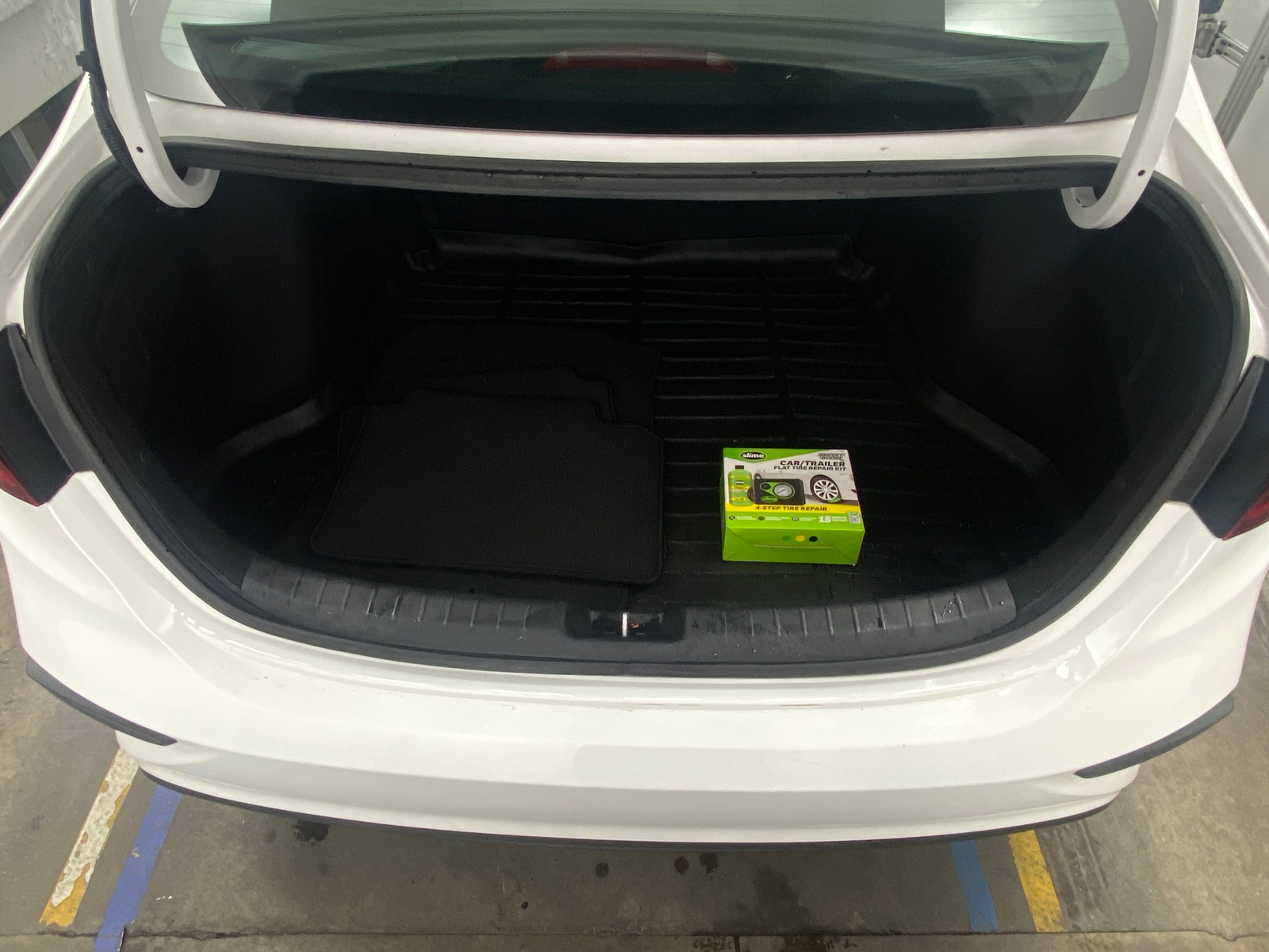 Thumbnail: 2020 Kia Forte - 7