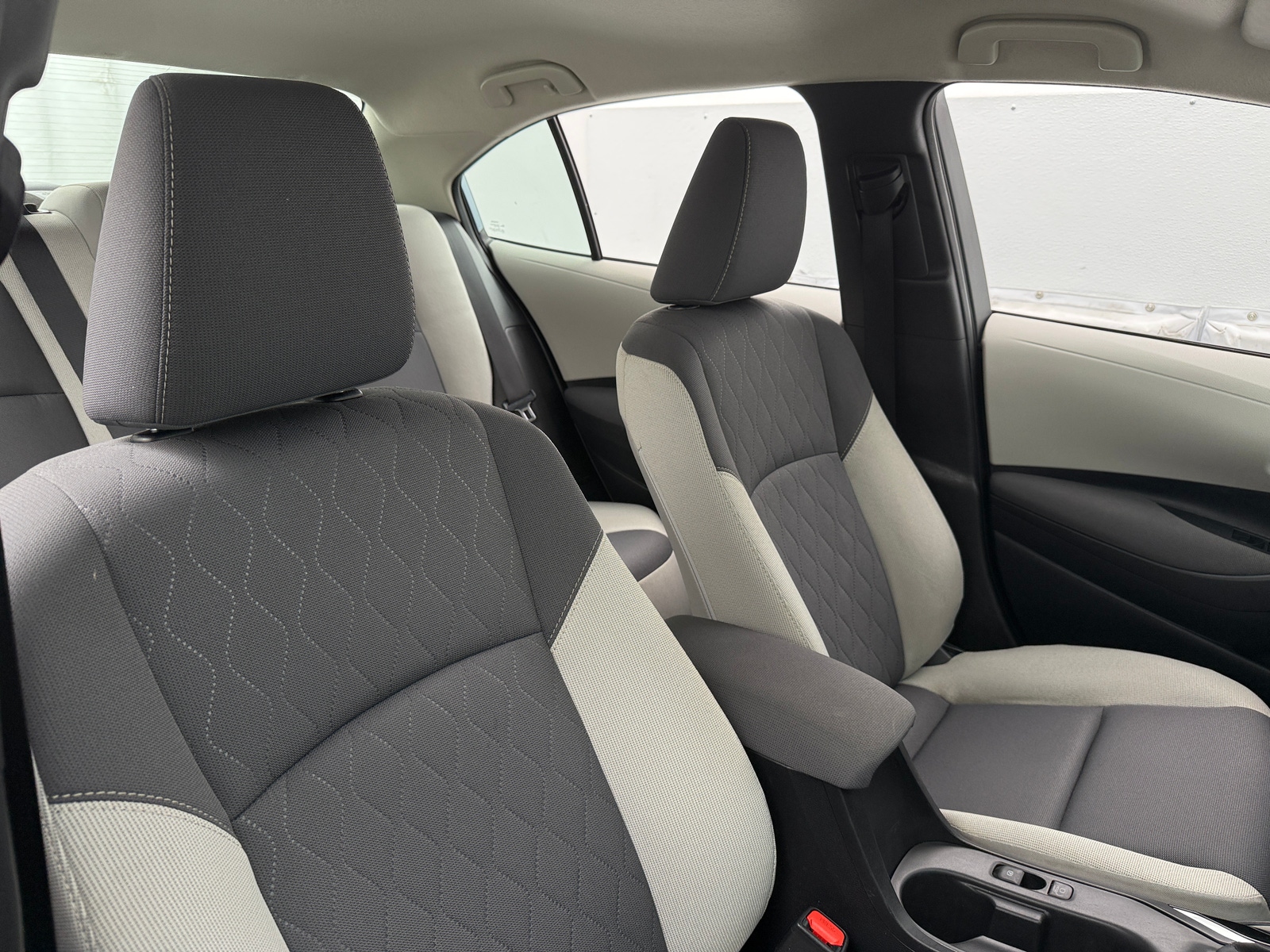 Thumbnail: 2025 Toyota Corolla - 2