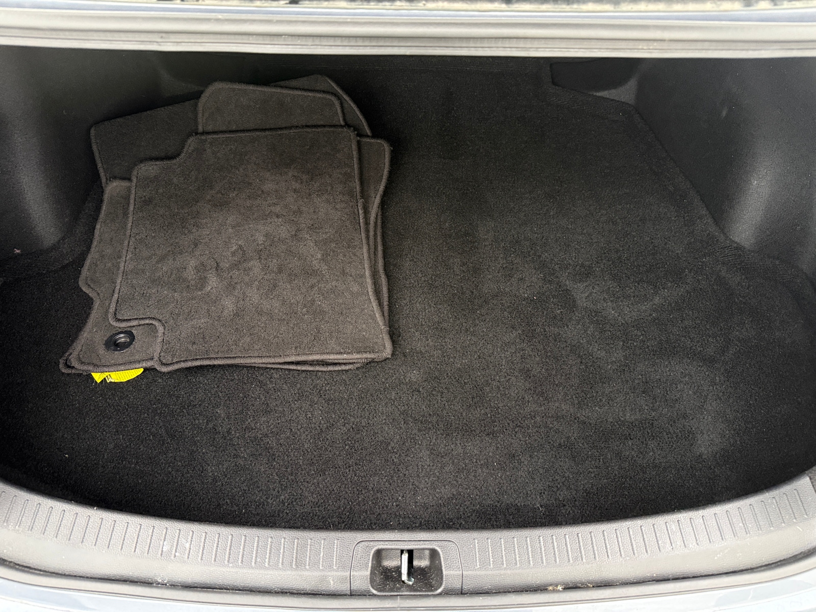 Thumbnail: 2025 Toyota Corolla - 7