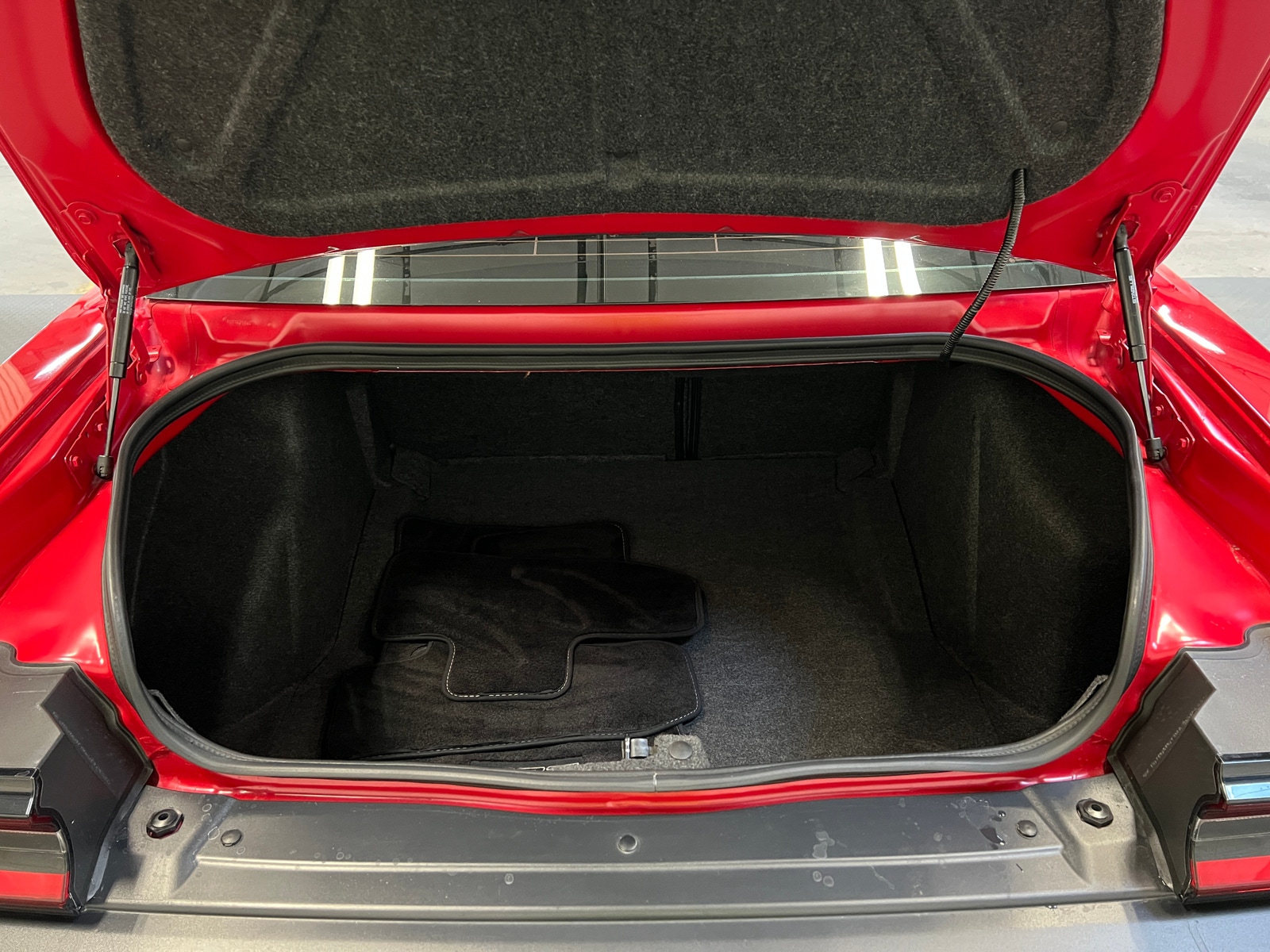 Thumbnail: 2015 Dodge Challenger - 6