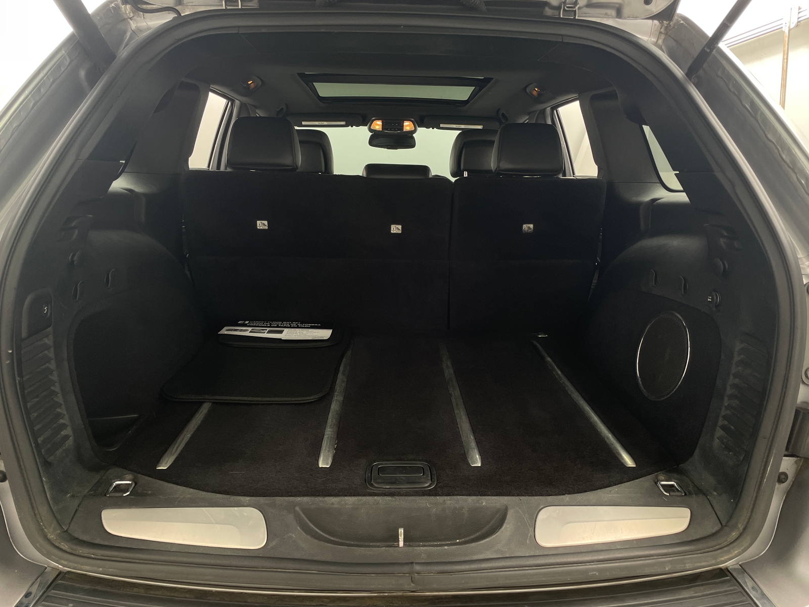 Thumbnail: 2014 Jeep Grand Cherokee - 6