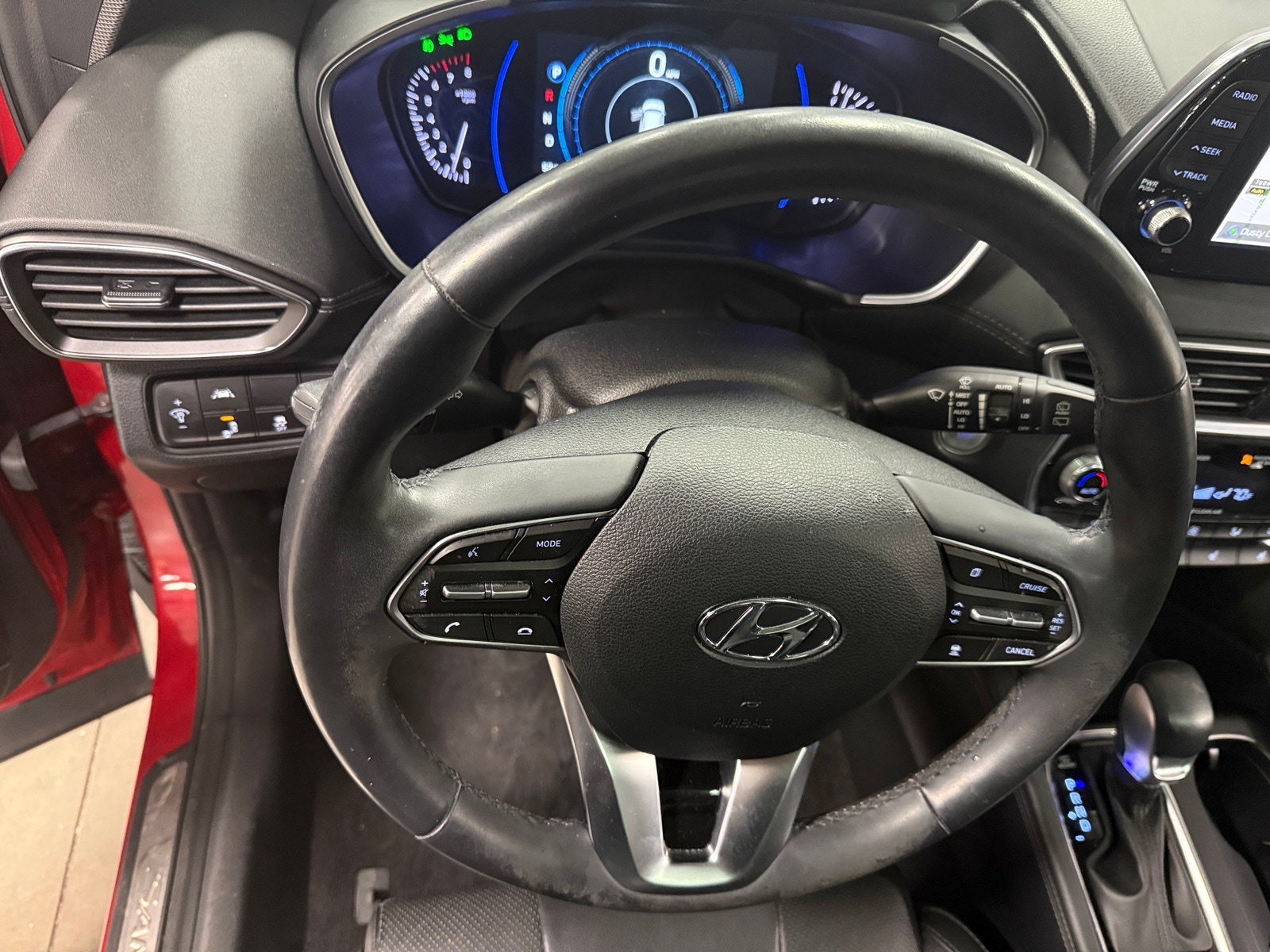 Thumbnail: 2019 Hyundai Santa Fe - 4