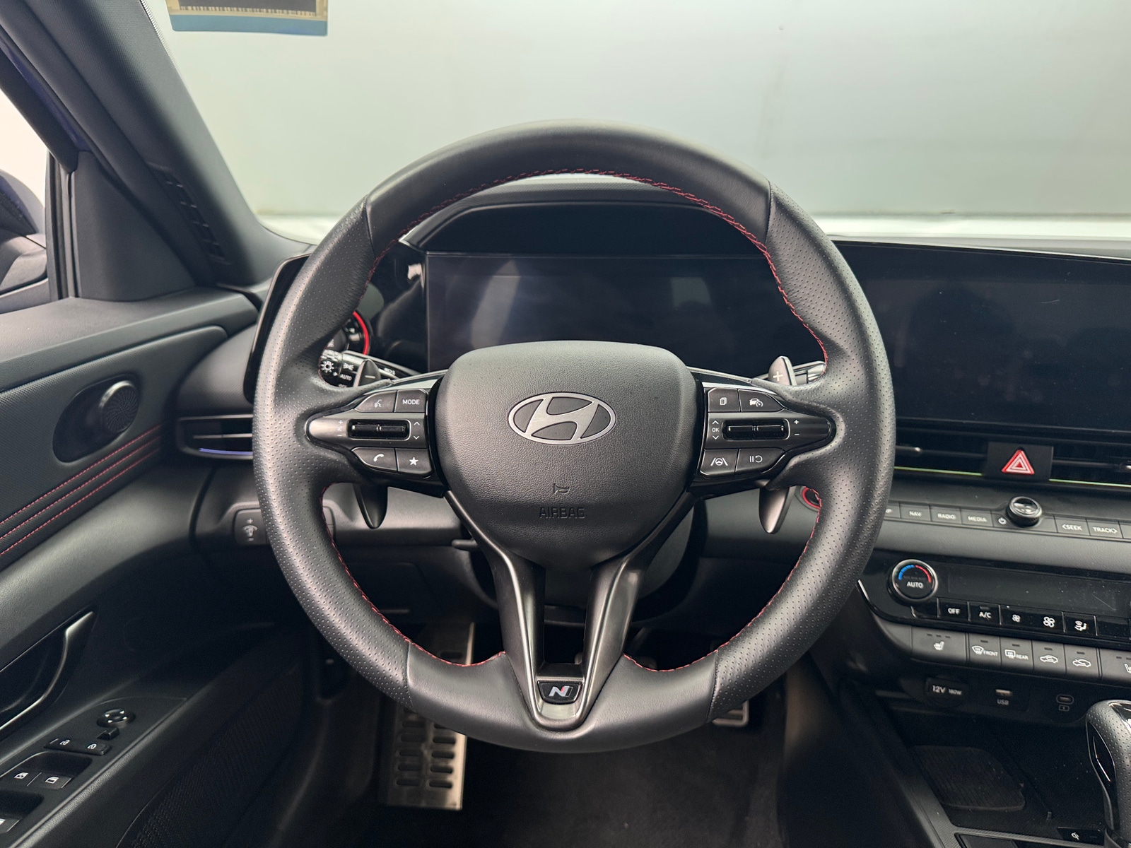 Thumbnail: 2024 Hyundai Elantra - 5