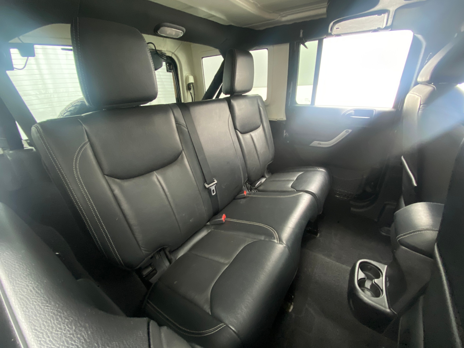 Thumbnail: 2015 Jeep Wrangler - 5