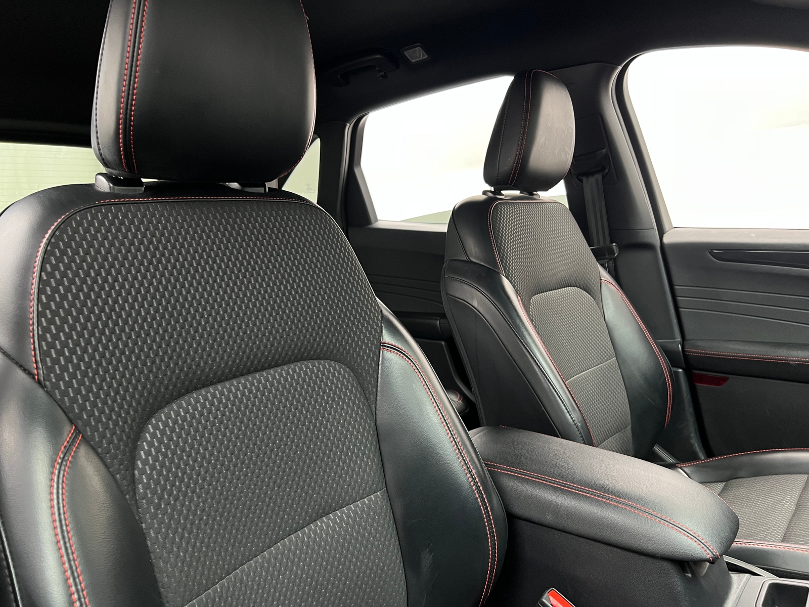 Thumbnail: 2023 Ford Escape - 2