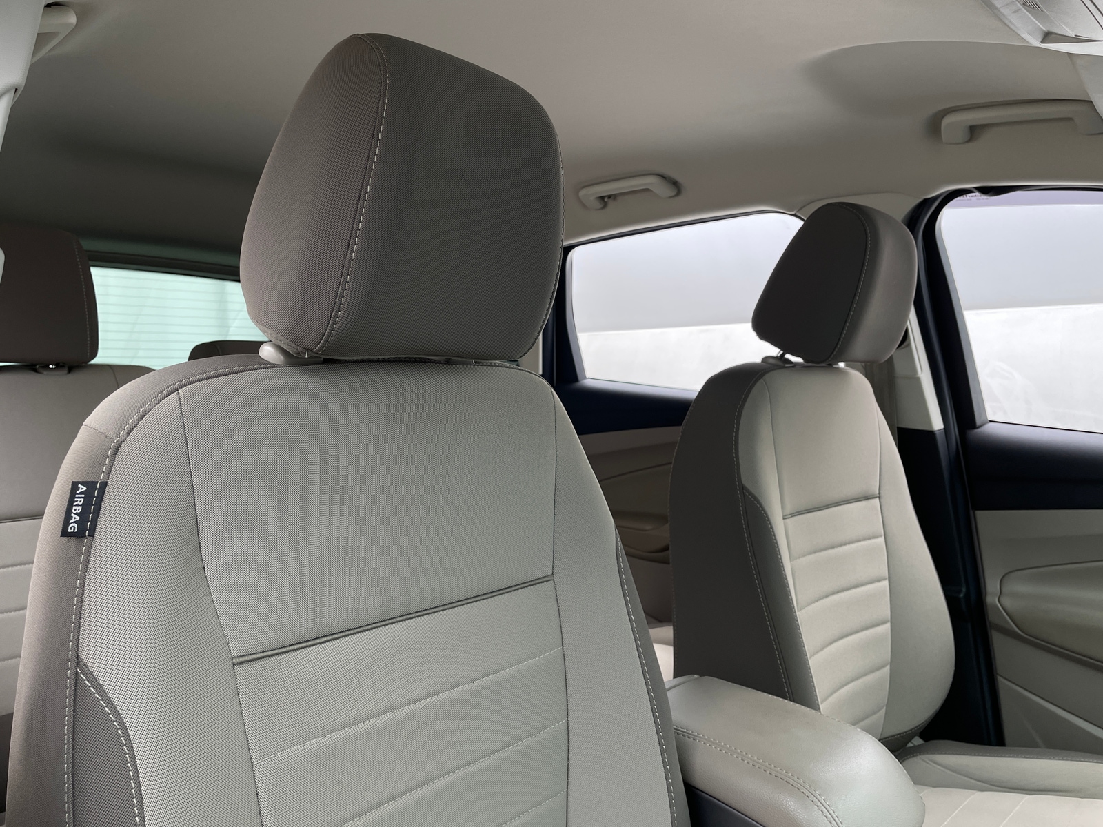 Thumbnail: 2015 Ford Escape - 2