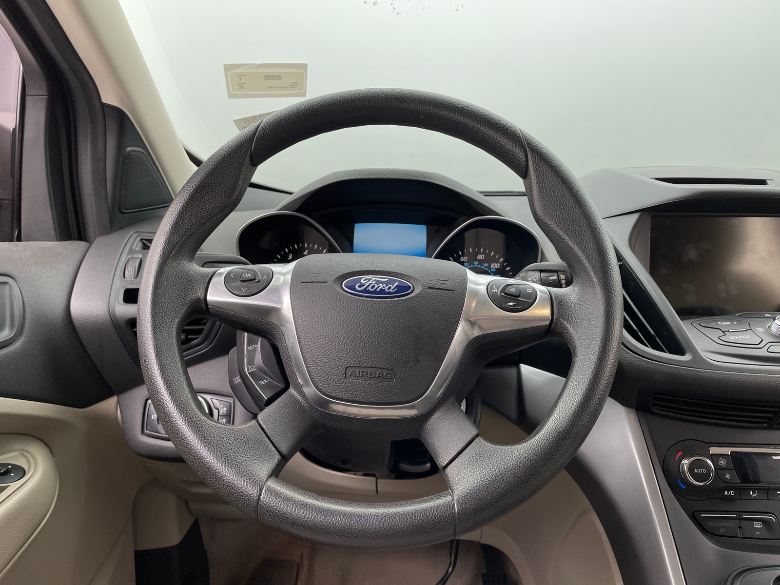 Thumbnail: 2015 Ford Escape - 5