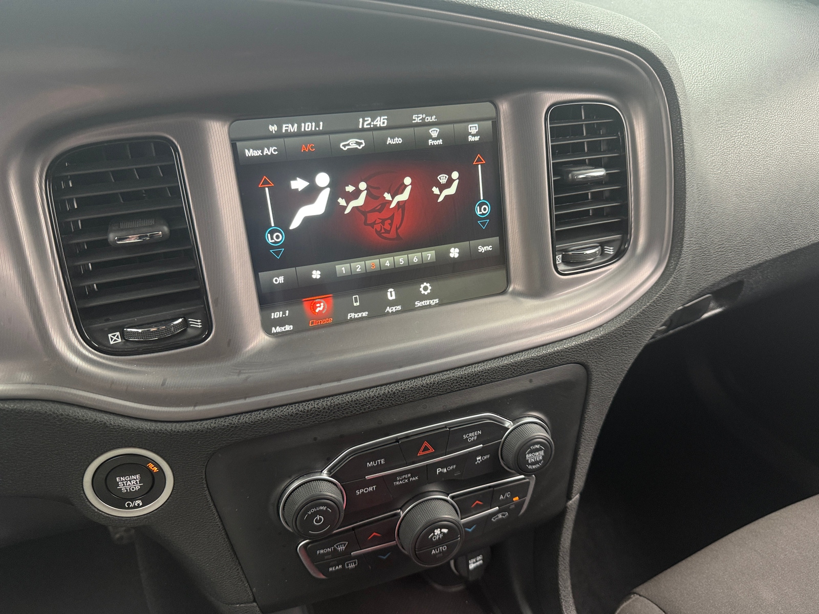 Thumbnail: 2023 Dodge Charger - 4