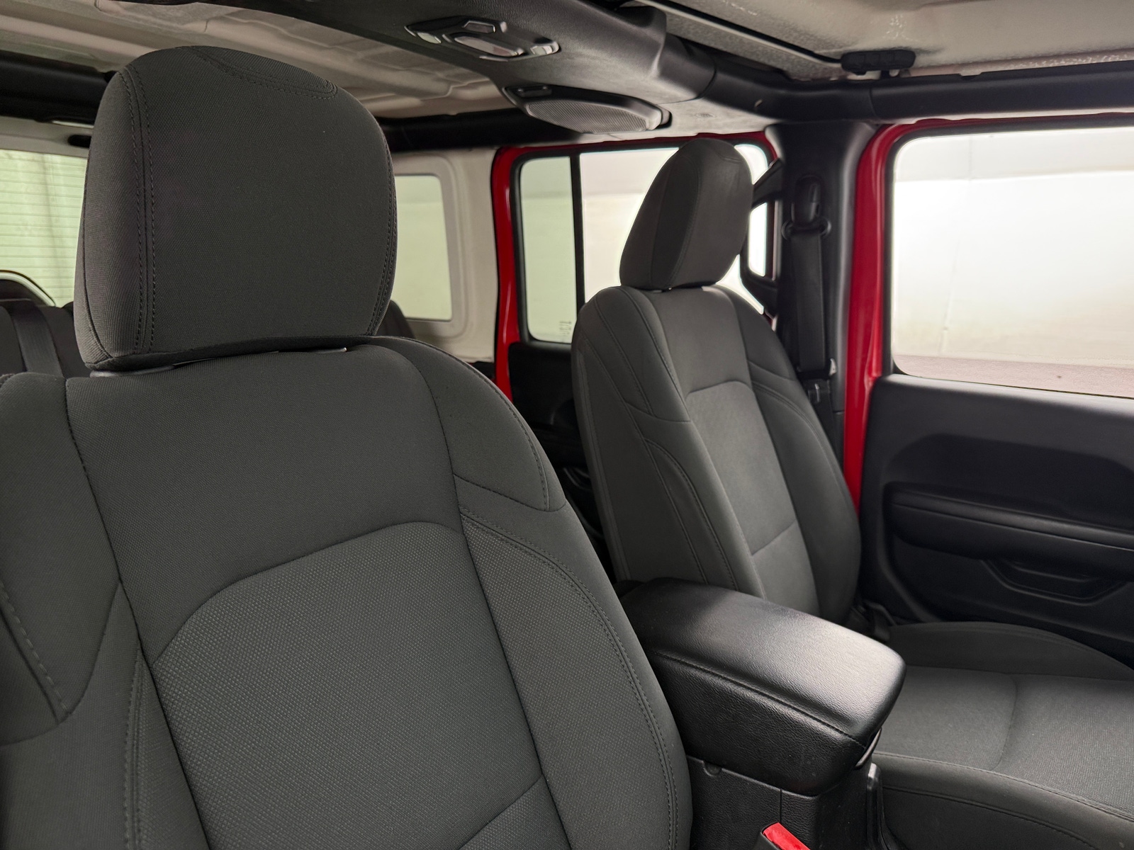 Thumbnail: 2019 Jeep Wrangler - 2