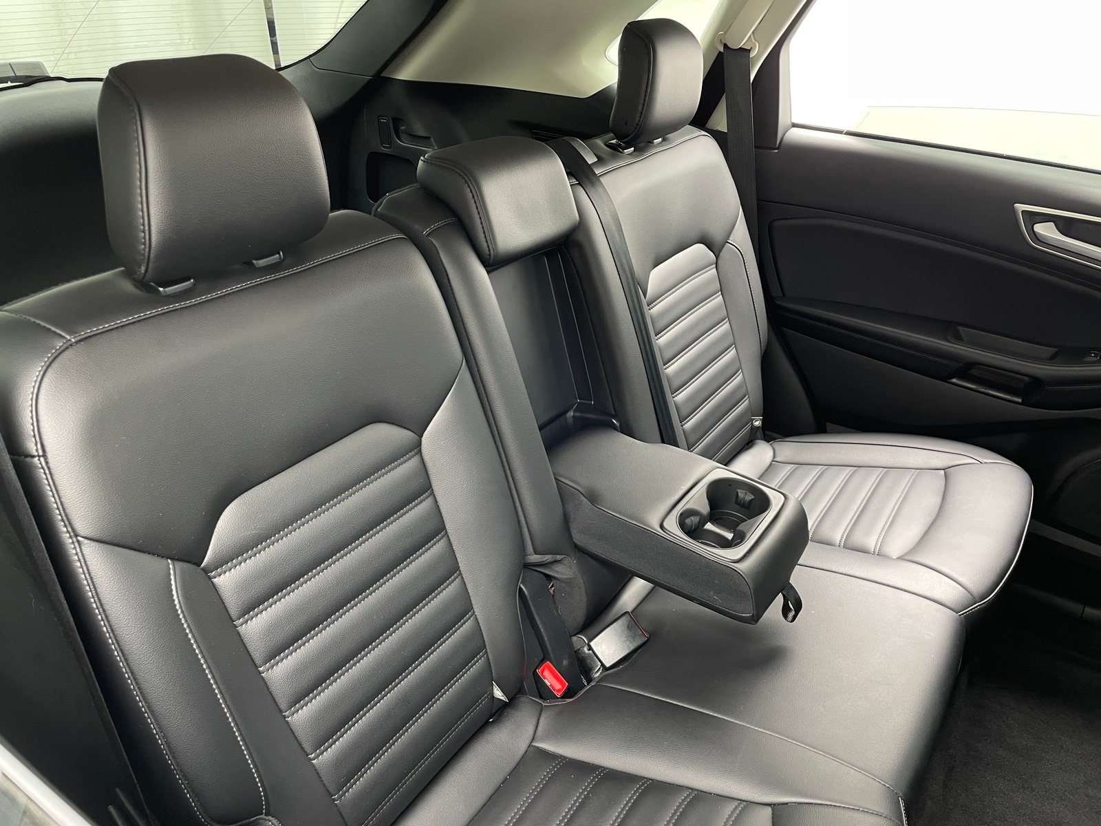 Thumbnail: 2021 Ford Edge - 5