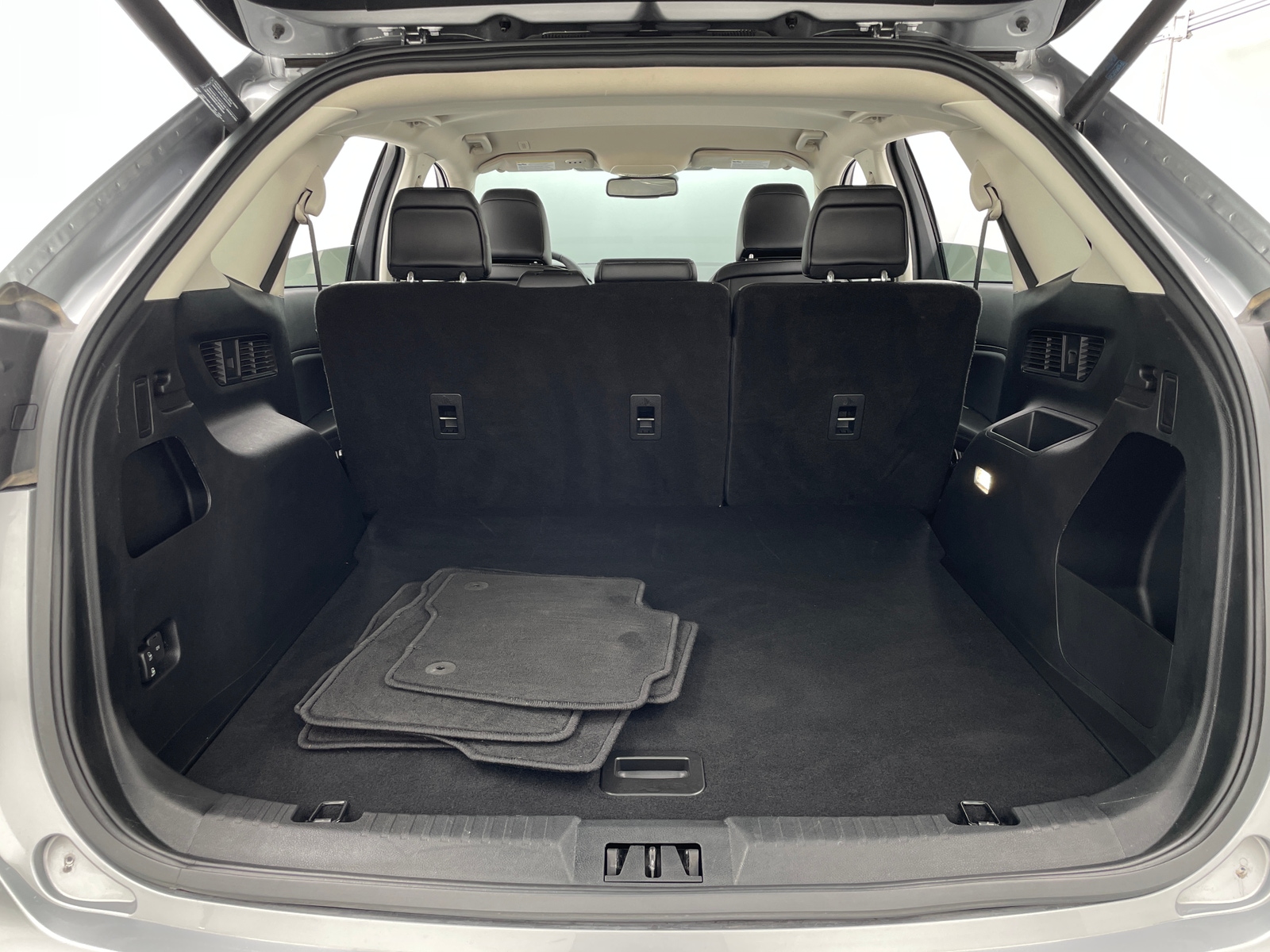 Thumbnail: 2021 Ford Edge - 6