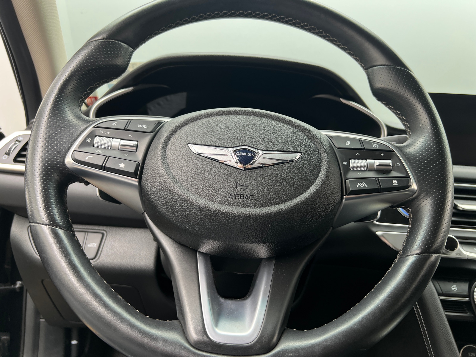 Thumbnail: 2022 Genesis G70 - 4