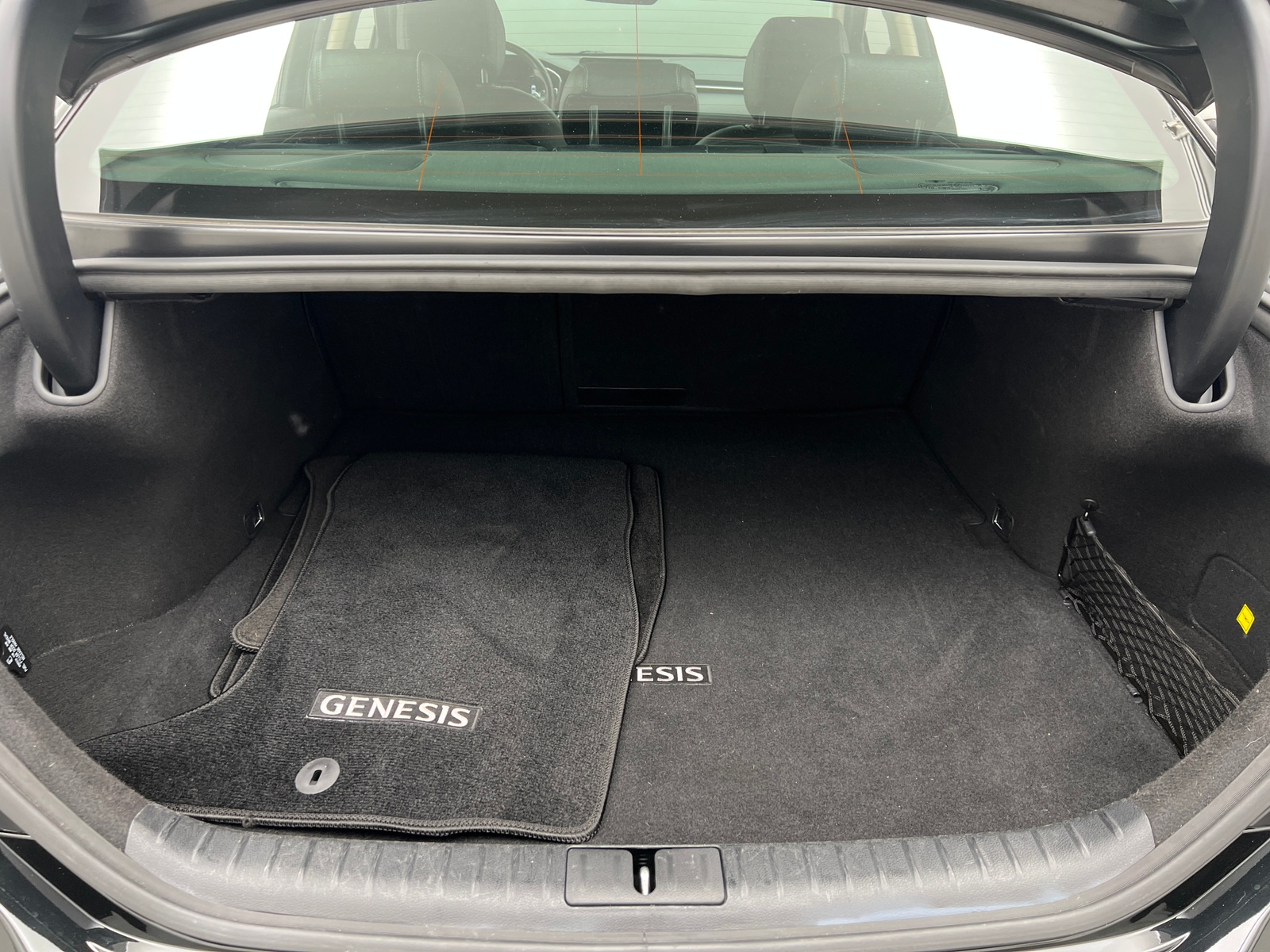 Thumbnail: 2022 Genesis G70 - 6