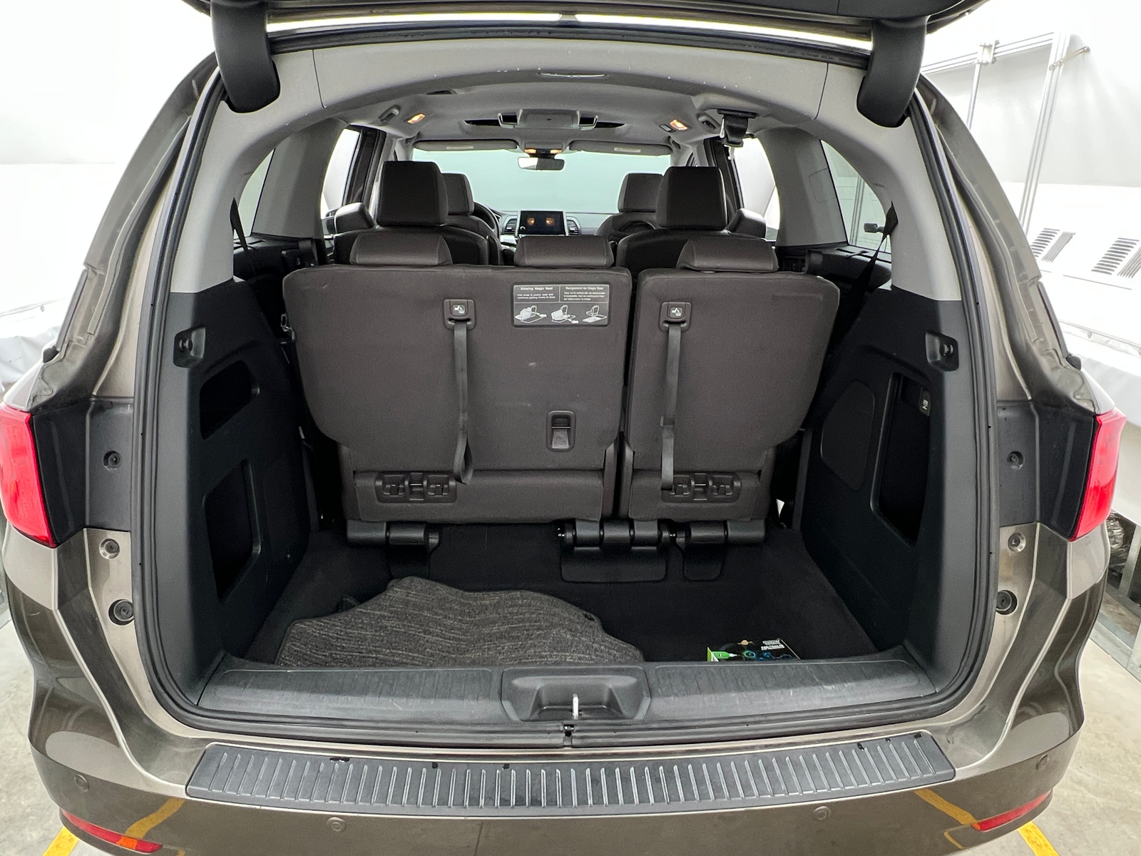 Thumbnail: 2023 Honda Odyssey - 6