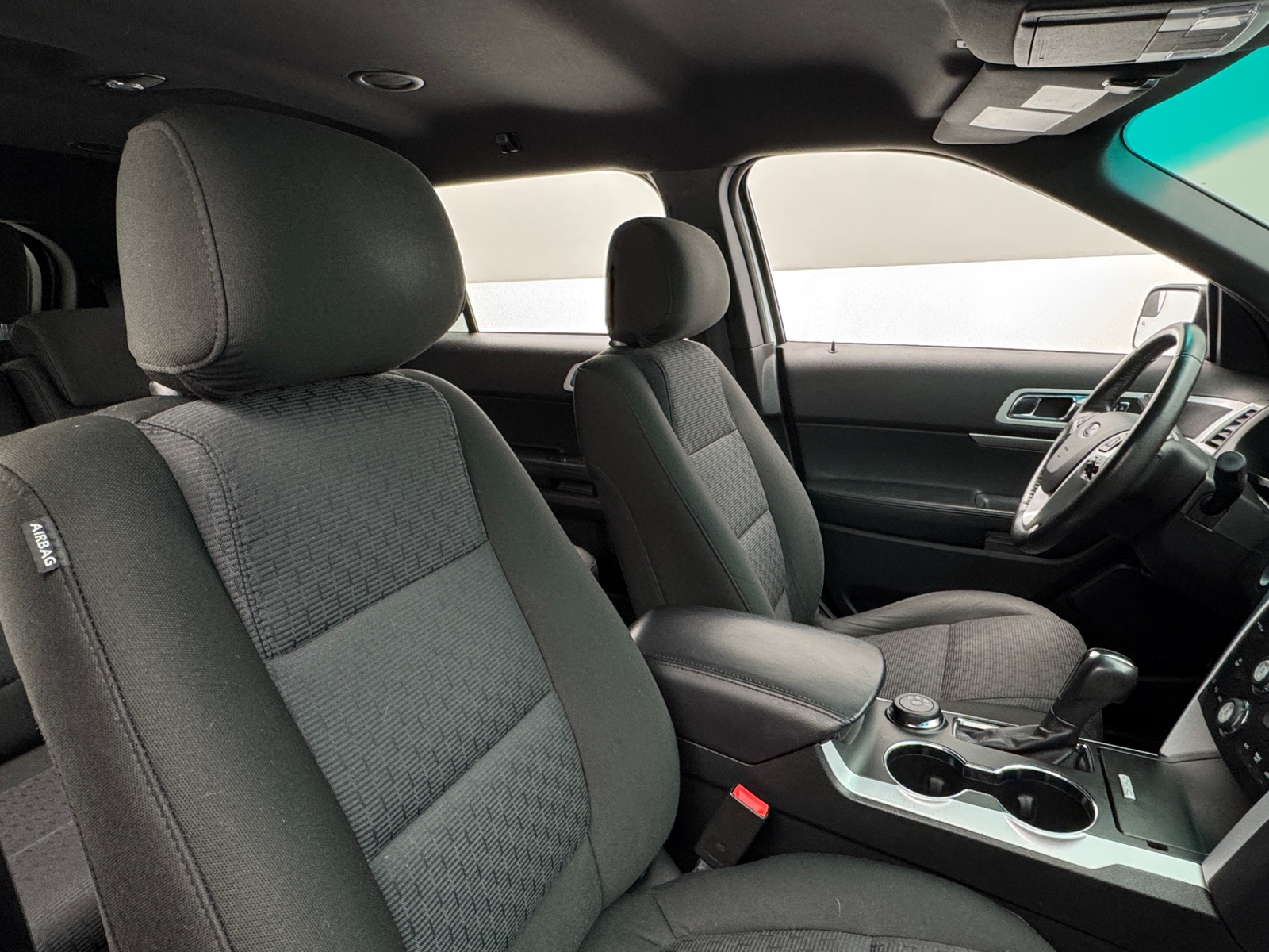 Thumbnail: 2015 Ford Explorer - 2