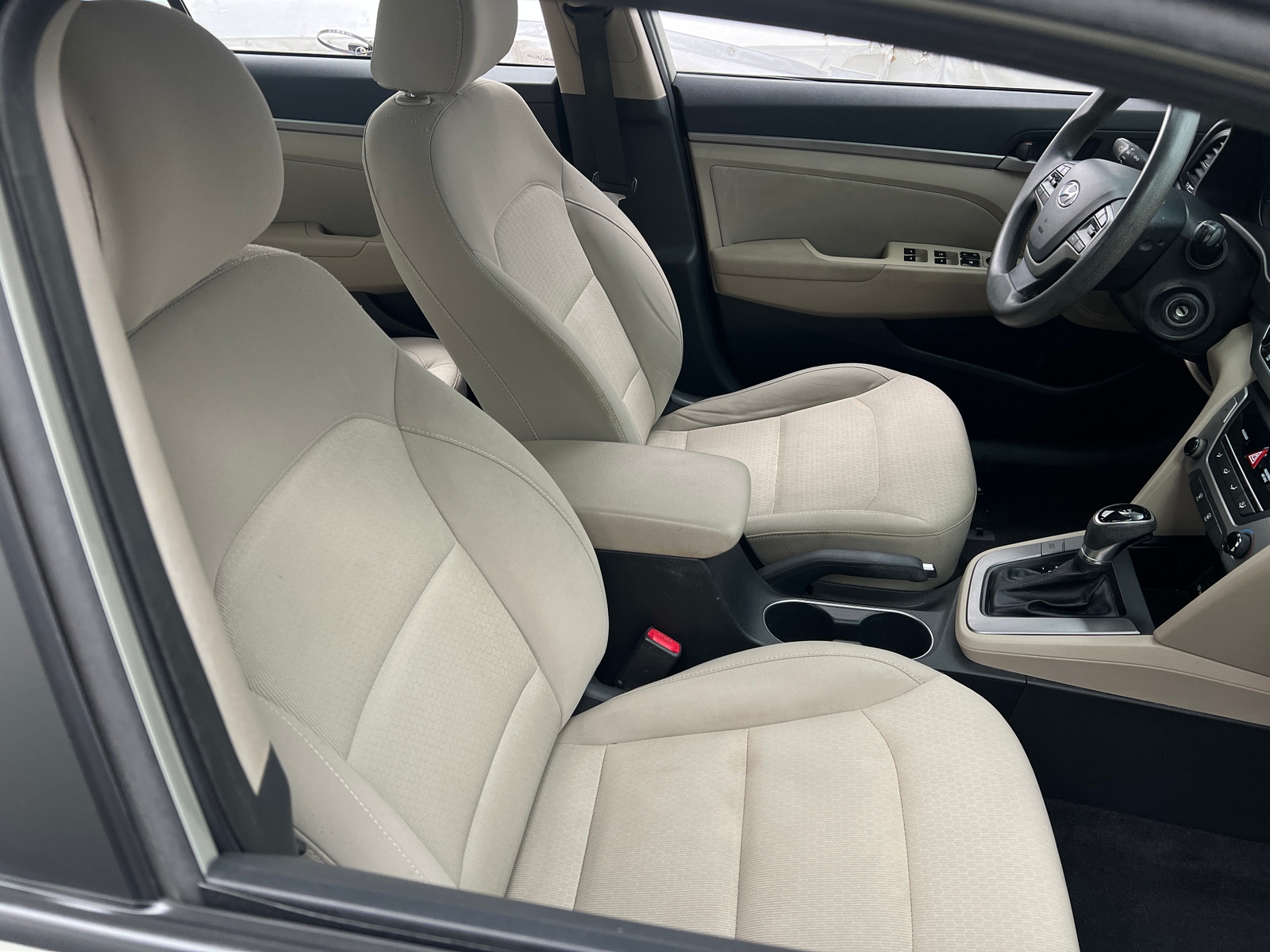 Thumbnail: 2017 Hyundai Elantra - 2