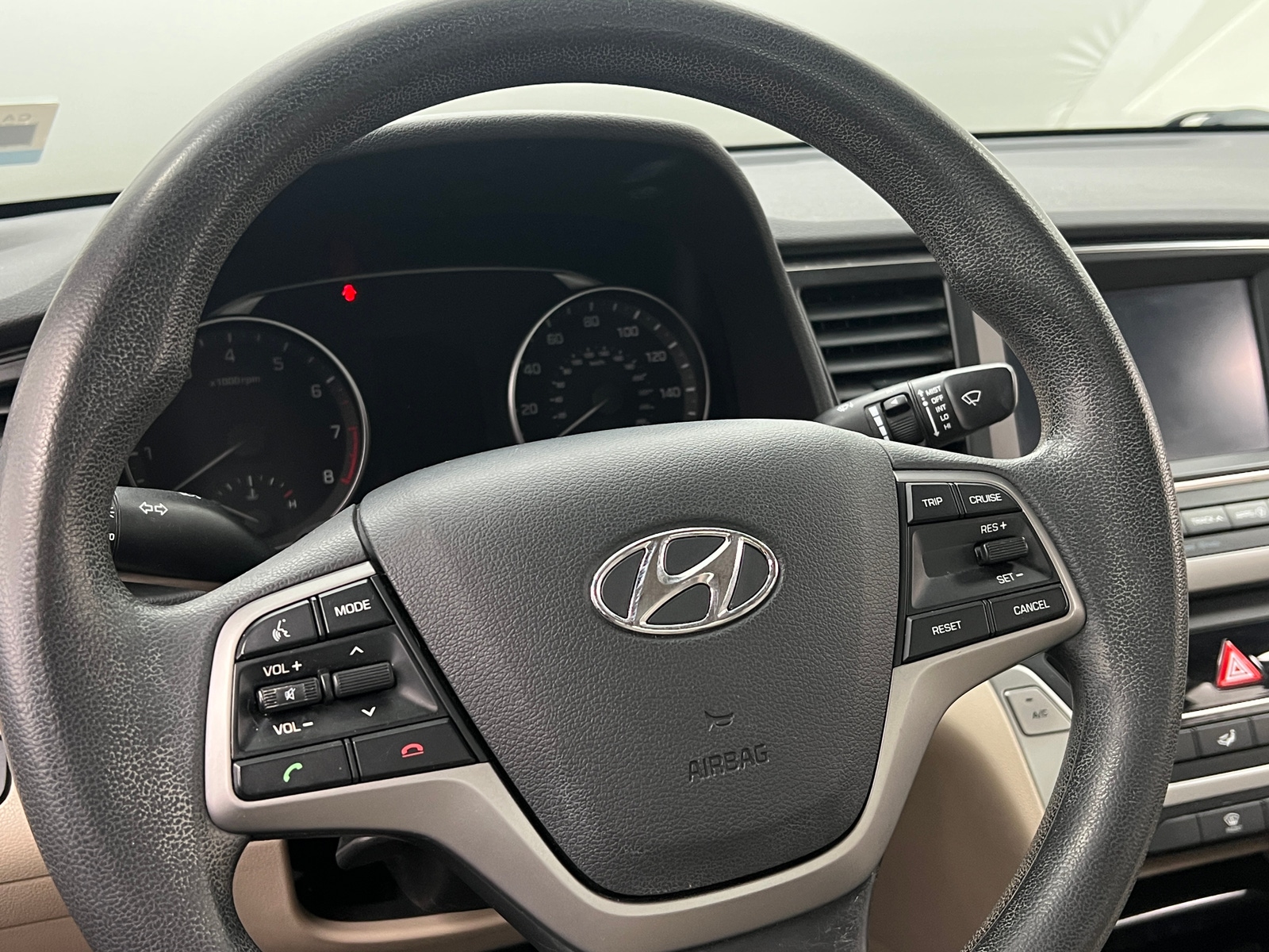 Thumbnail: 2017 Hyundai Elantra - 5