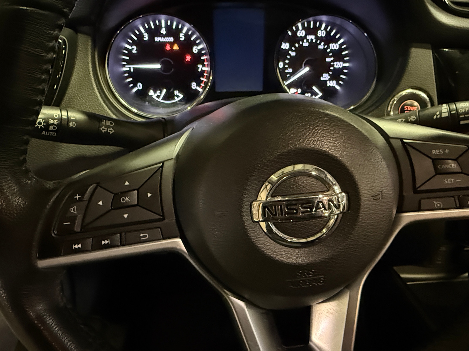 Thumbnail: 2017 Nissan Rogue - 4