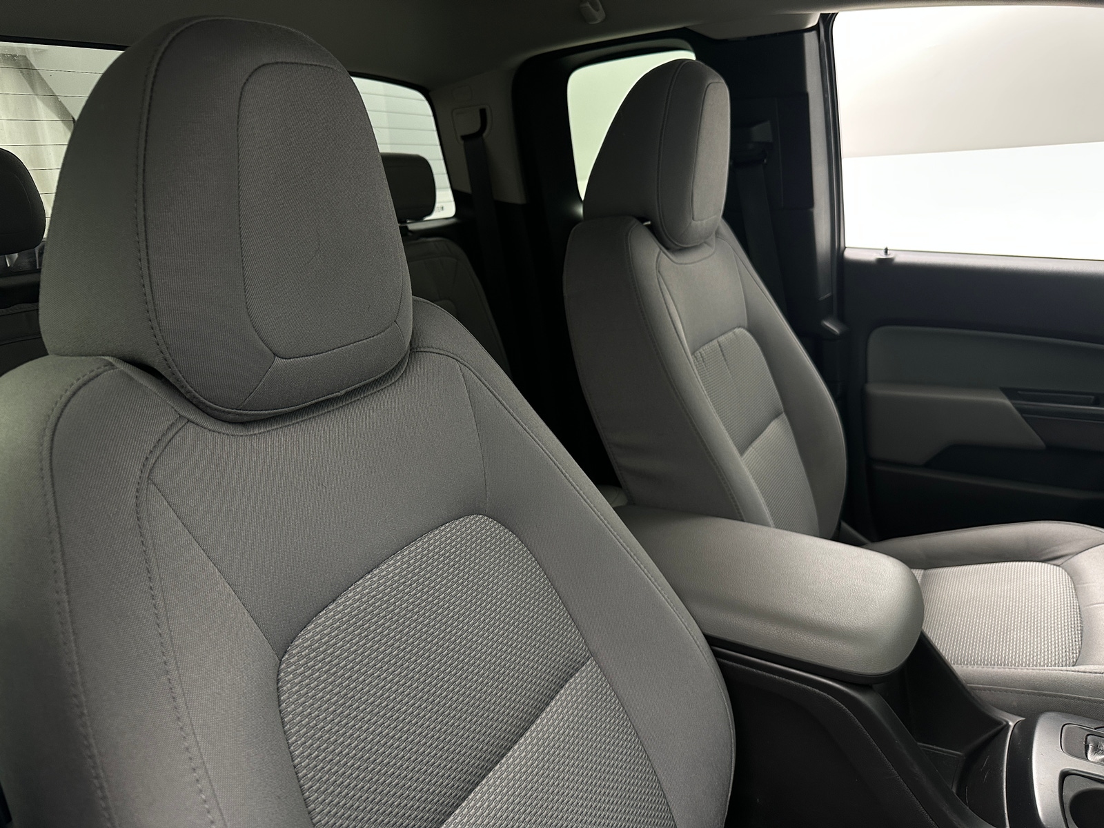 Thumbnail: 2015 GMC Canyon - 2