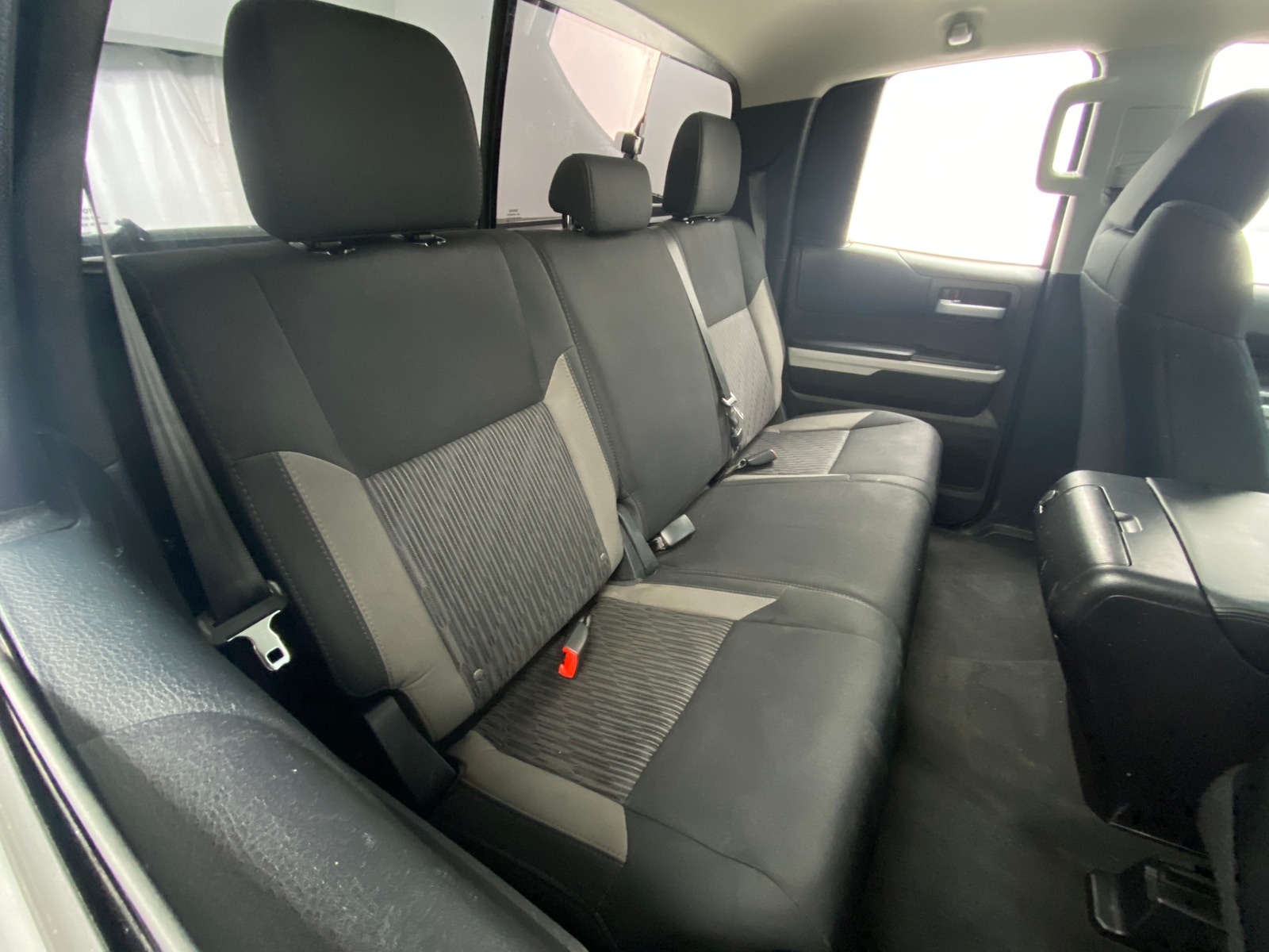 Thumbnail: 2015 Toyota Tundra - 6