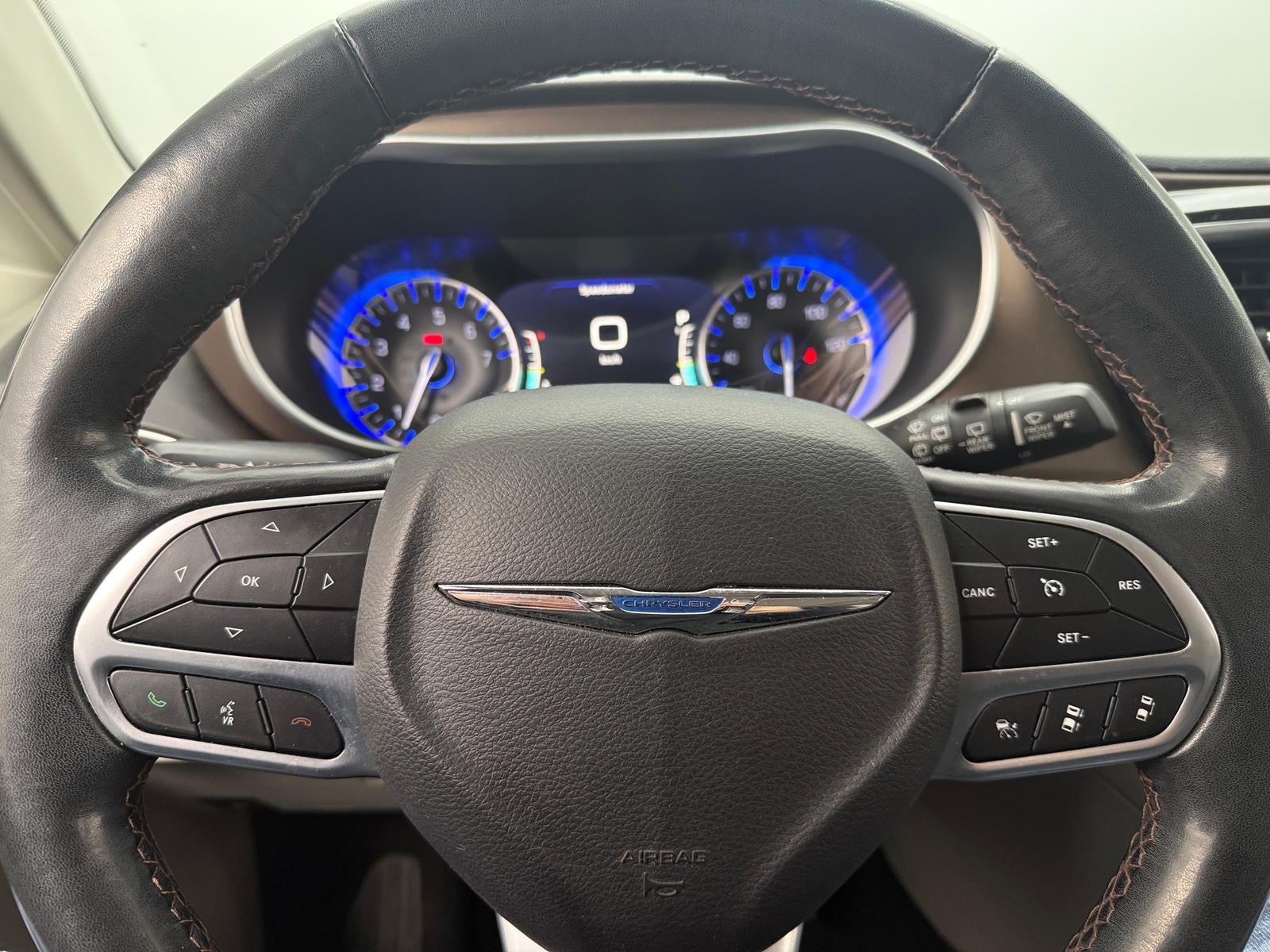 Thumbnail: 2019 Chrysler Pacifica - 4