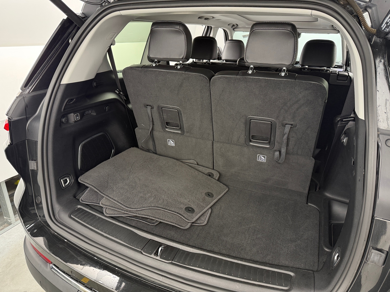 Thumbnail: 2022 Jeep Grand Cherokee L - 6