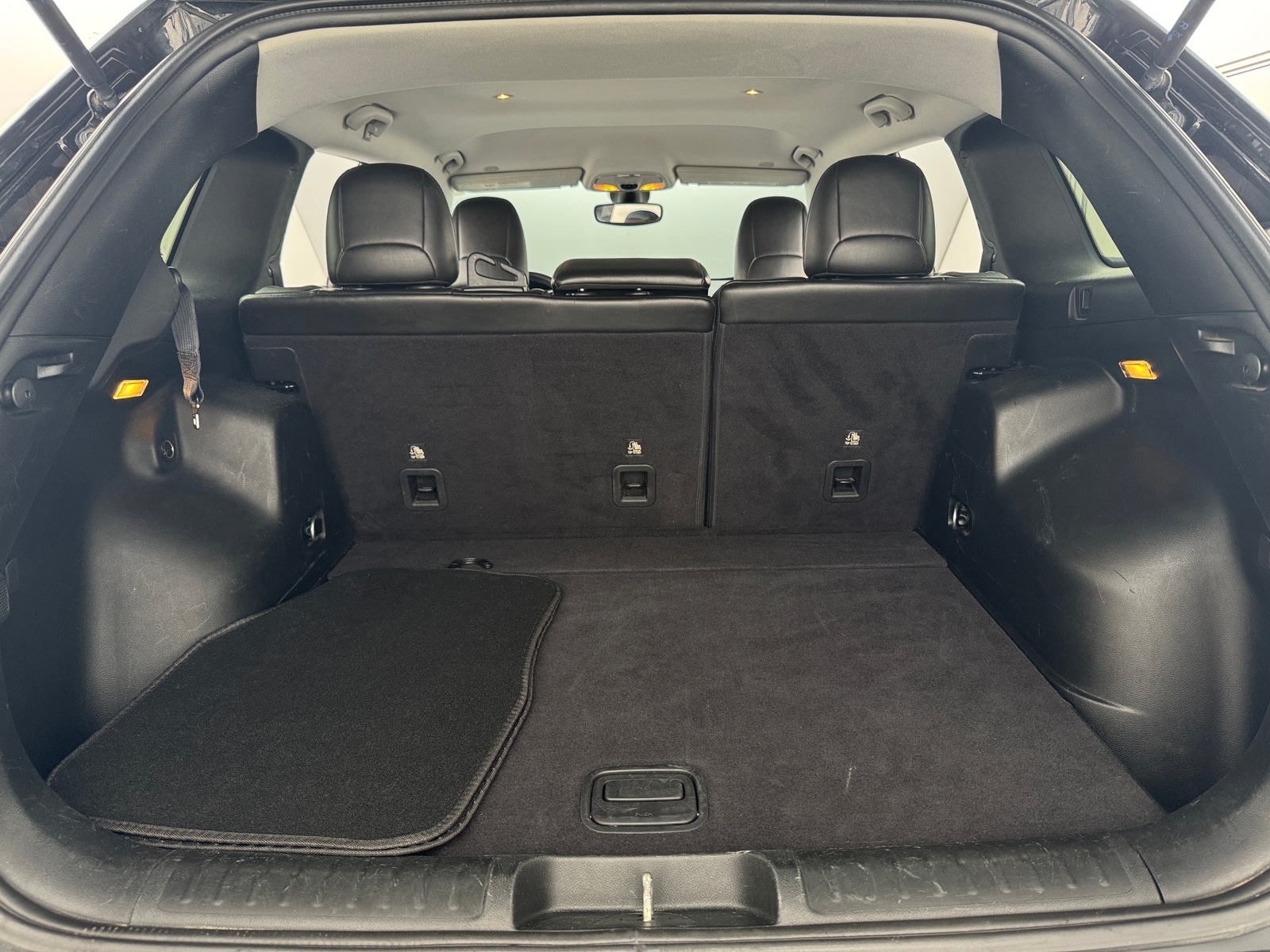 Thumbnail: 2019 Jeep Cherokee - 7