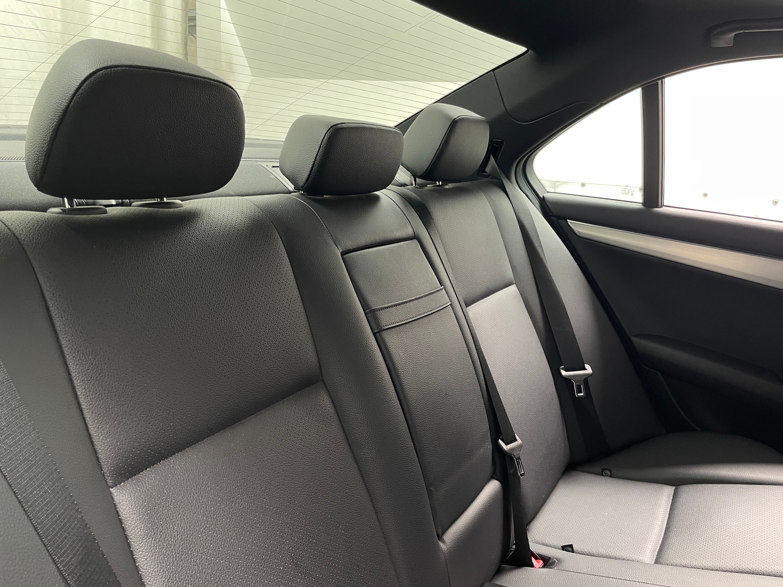 Thumbnail: 2013 Mercedes-Benz C-Class - 5