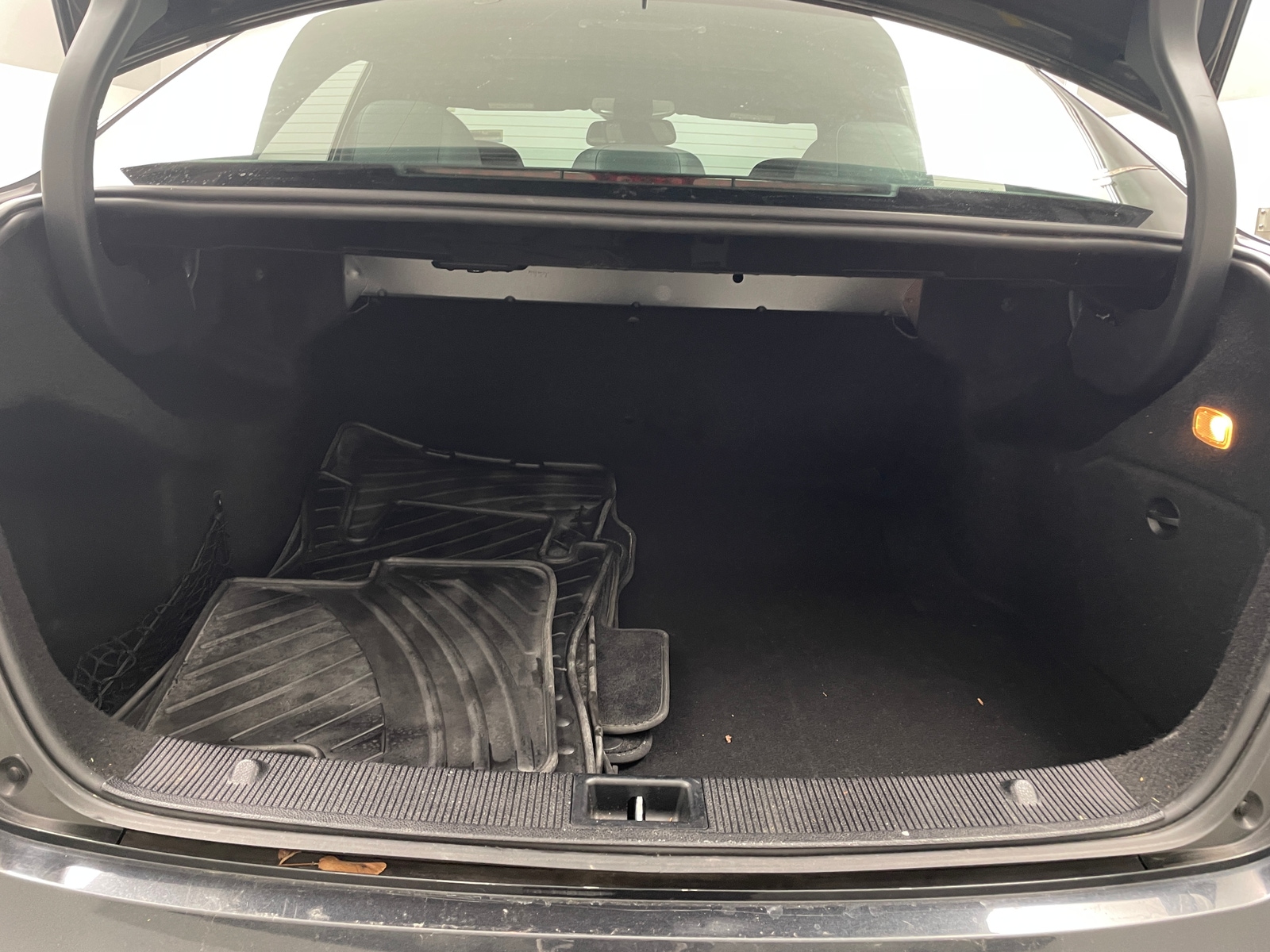 Thumbnail: 2013 Mercedes-Benz C-Class - 6