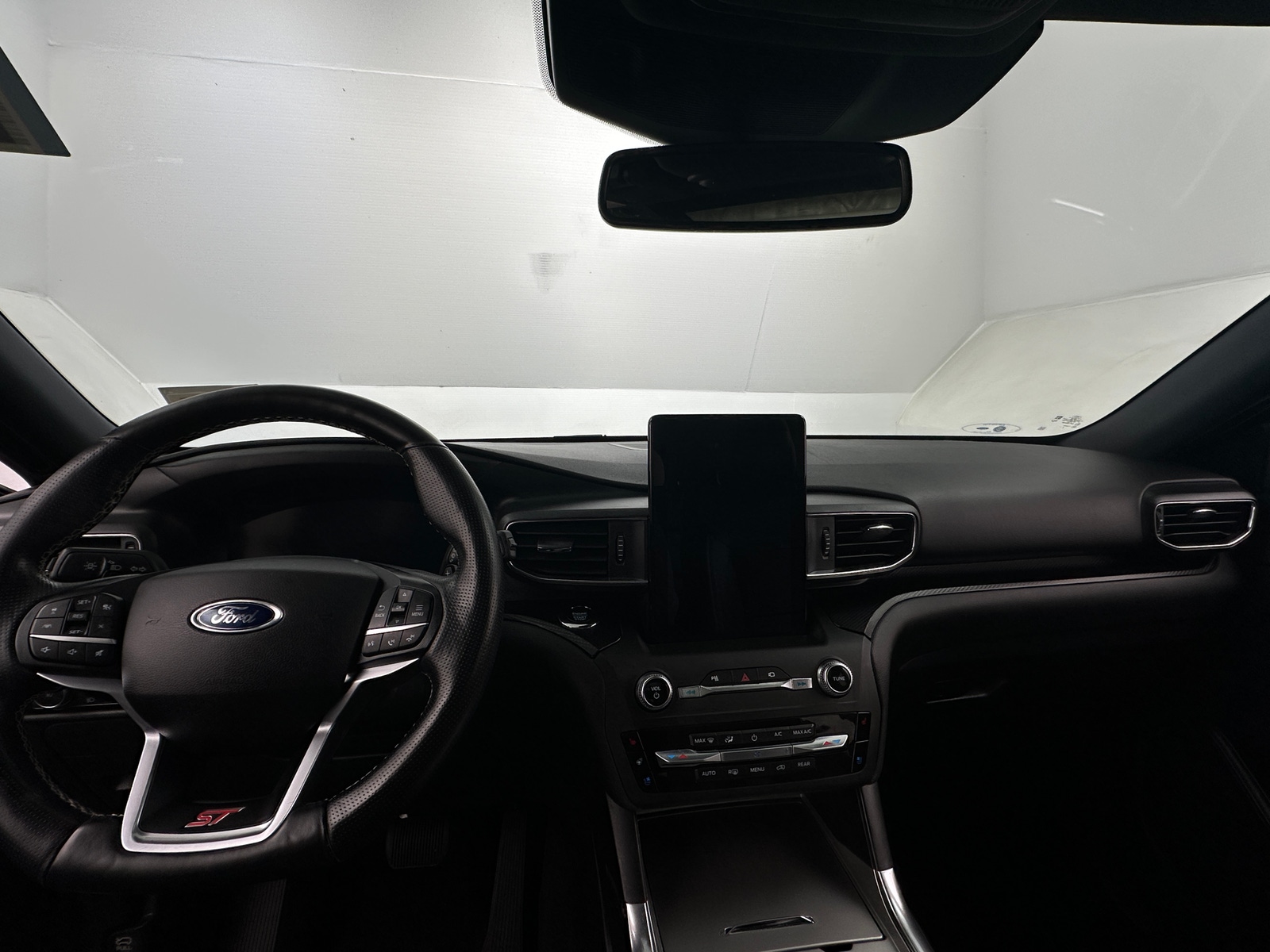 Thumbnail: 2020 Ford Explorer - 2