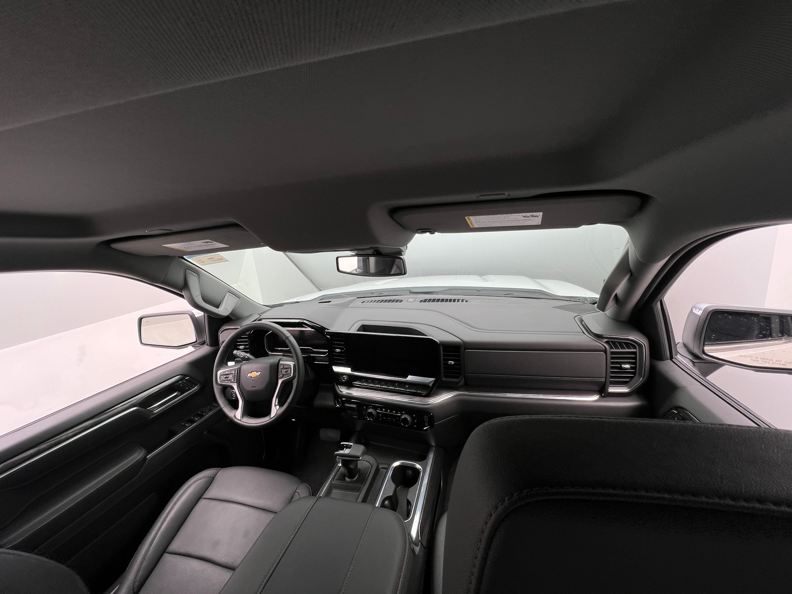 Thumbnail: 2025 Chevrolet Silverado 1500 - 2