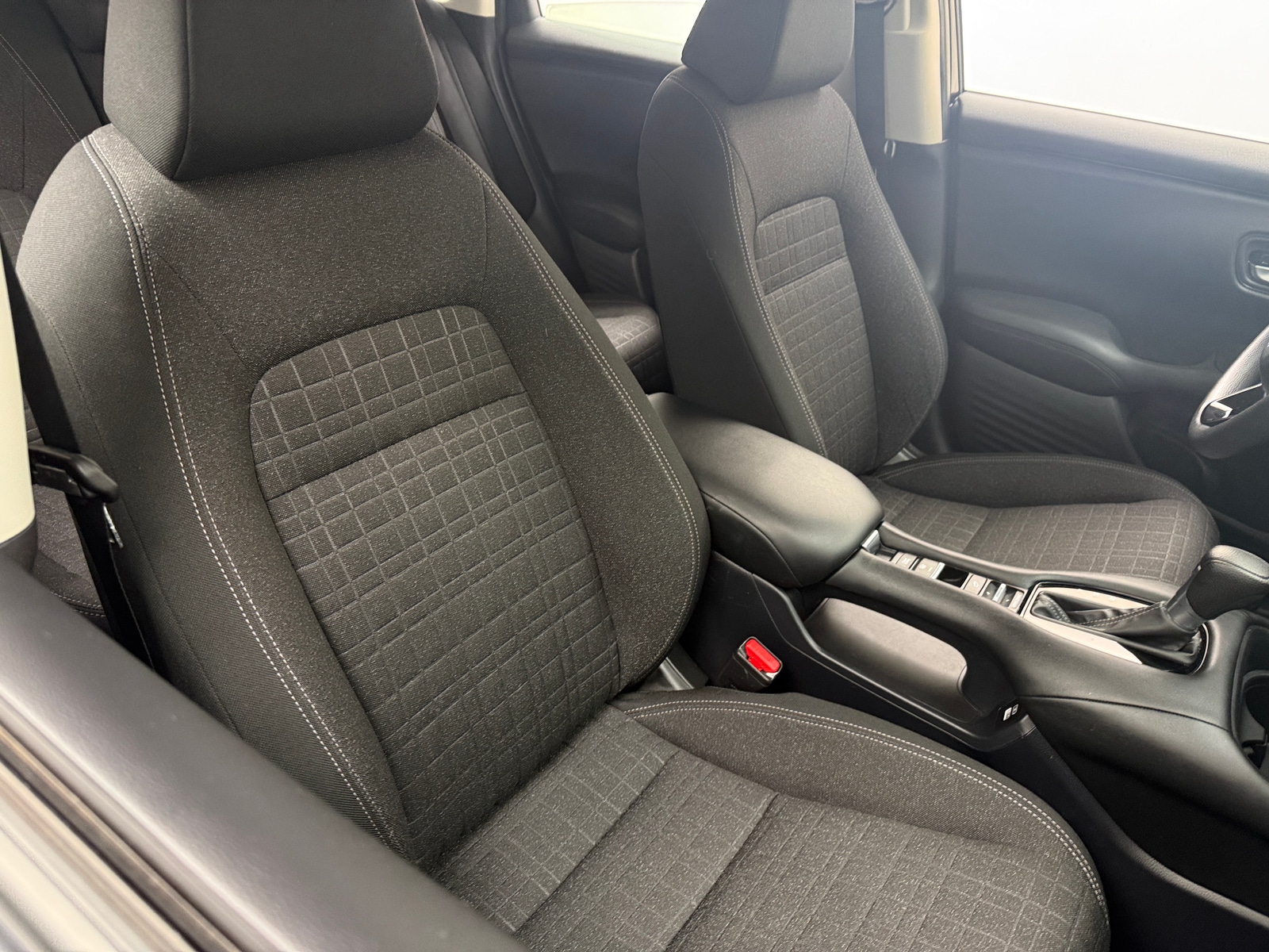 Thumbnail: 2023 Honda HR-V - 2