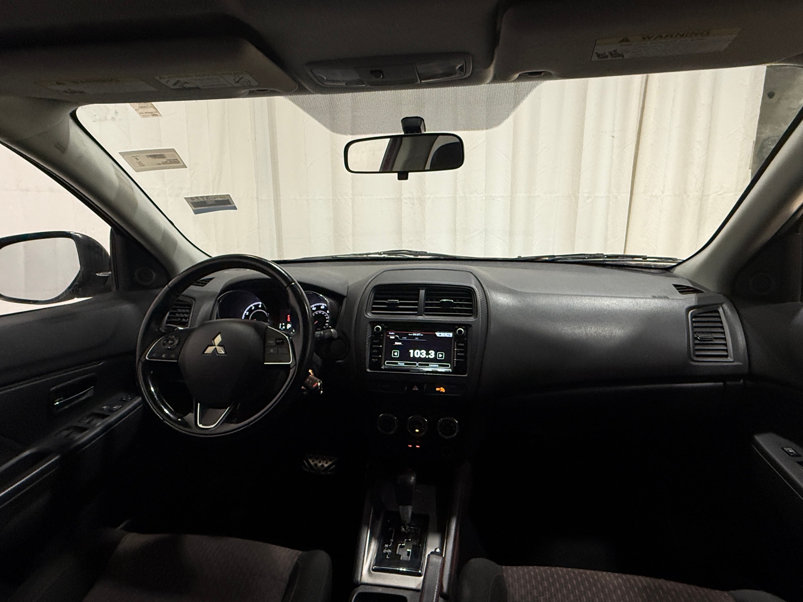 Thumbnail: 2018 Mitsubishi Outlander Sport - 3