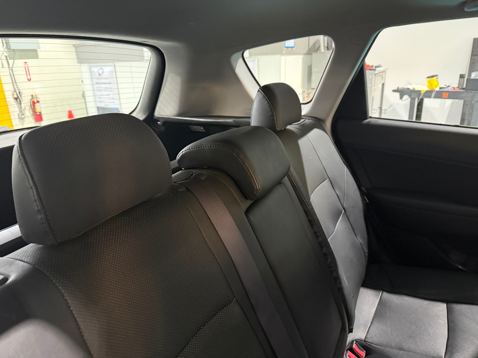 Thumbnail: 2012 Hyundai Elantra - 5