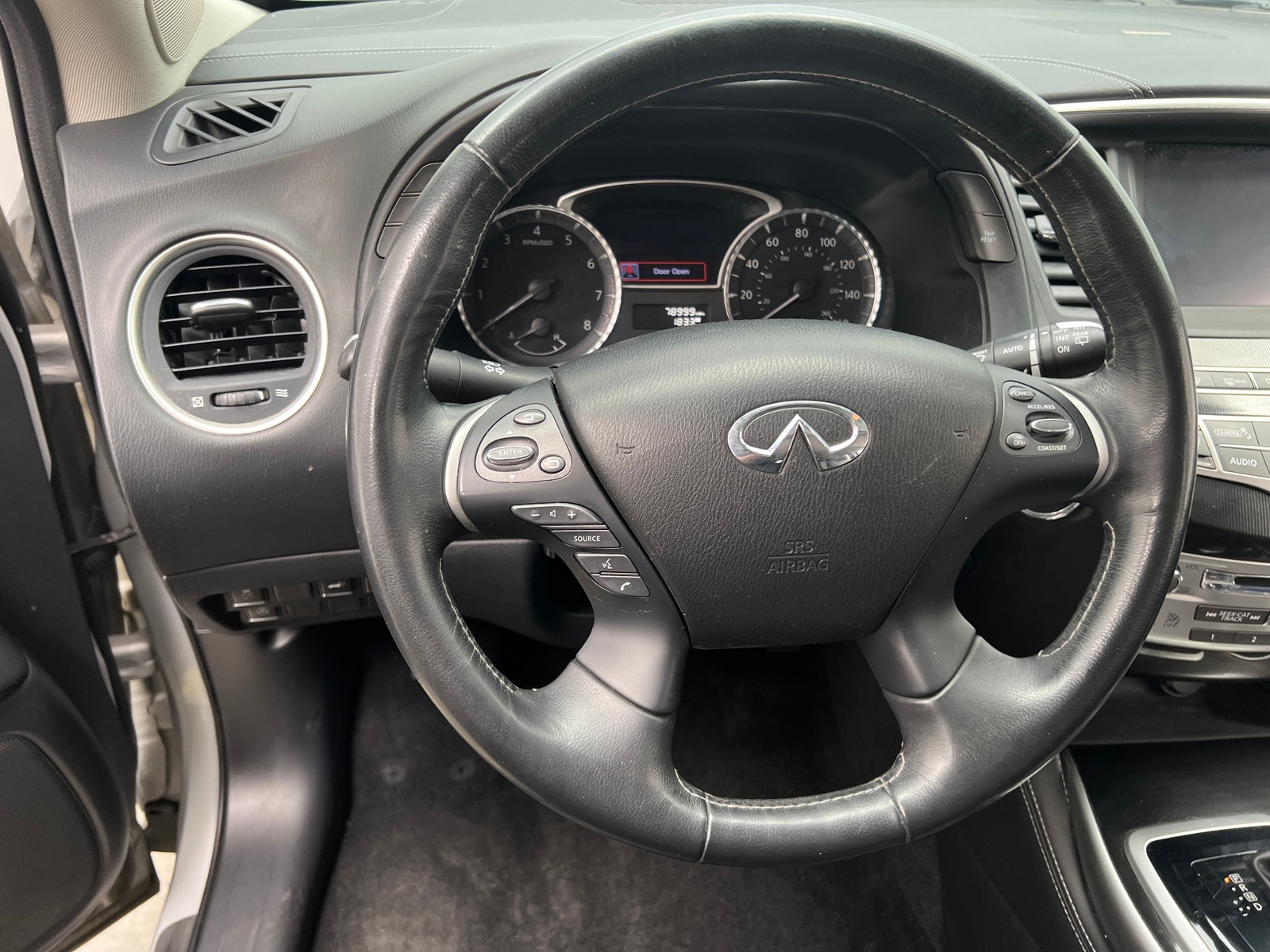 Thumbnail: 2017 INFINITI QX60 - 4