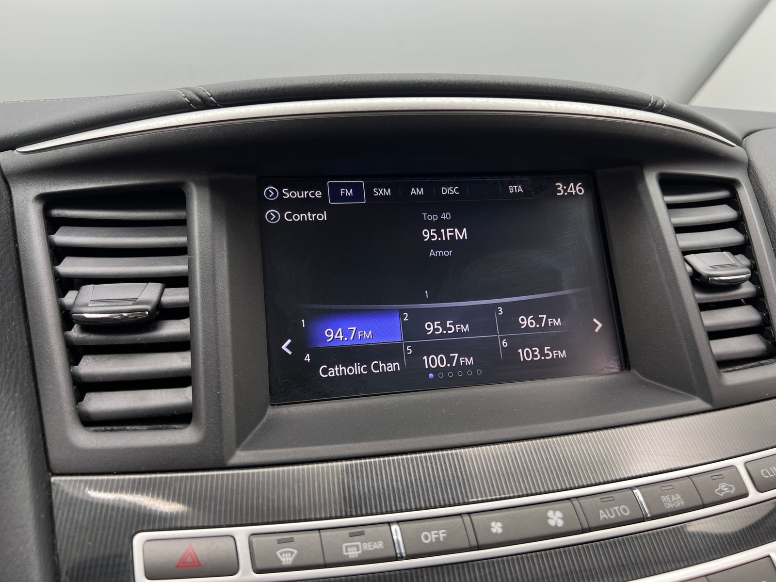 Thumbnail: 2017 INFINITI QX60 - 3