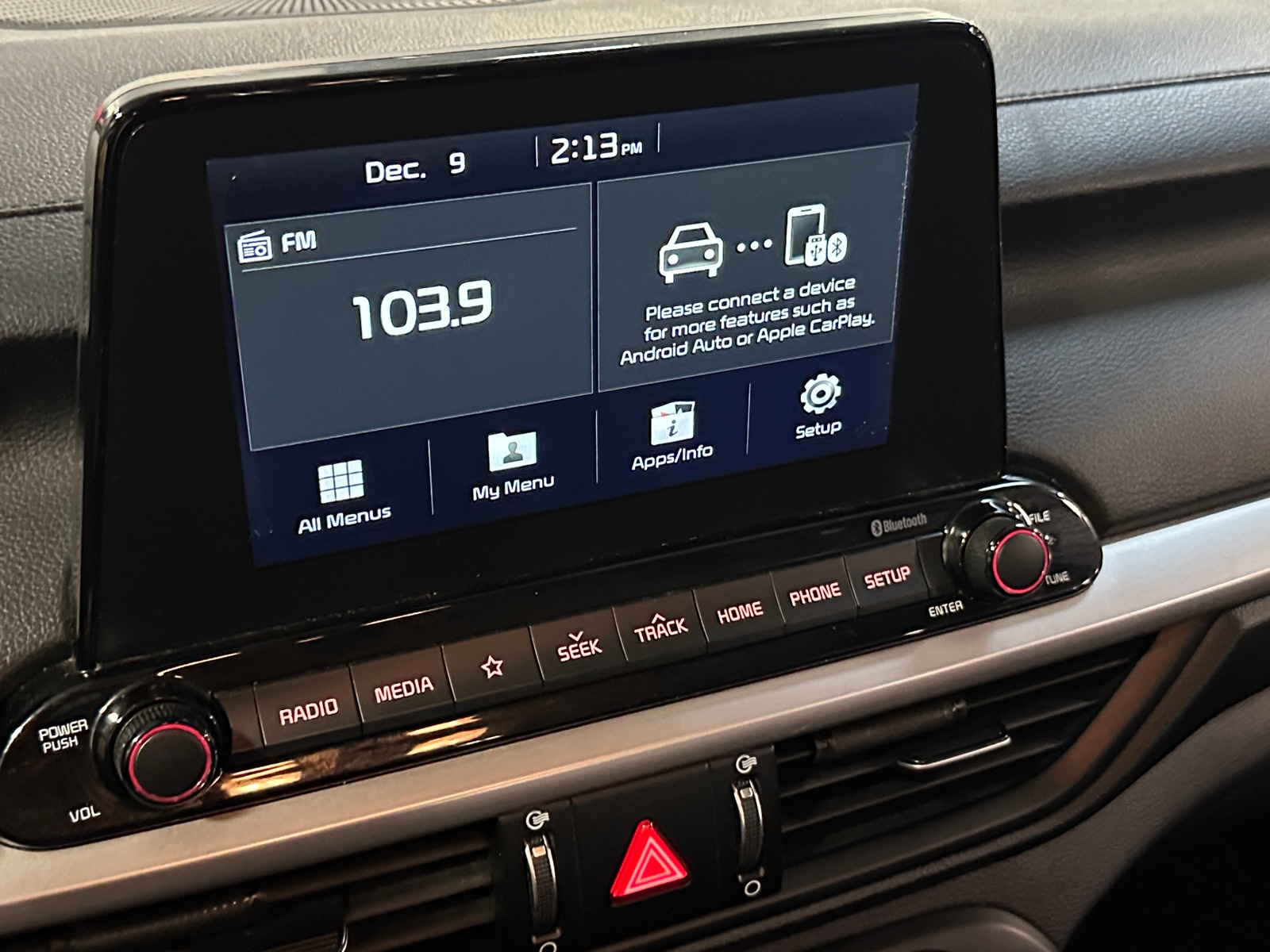 Thumbnail: 2020 Kia Forte - 4