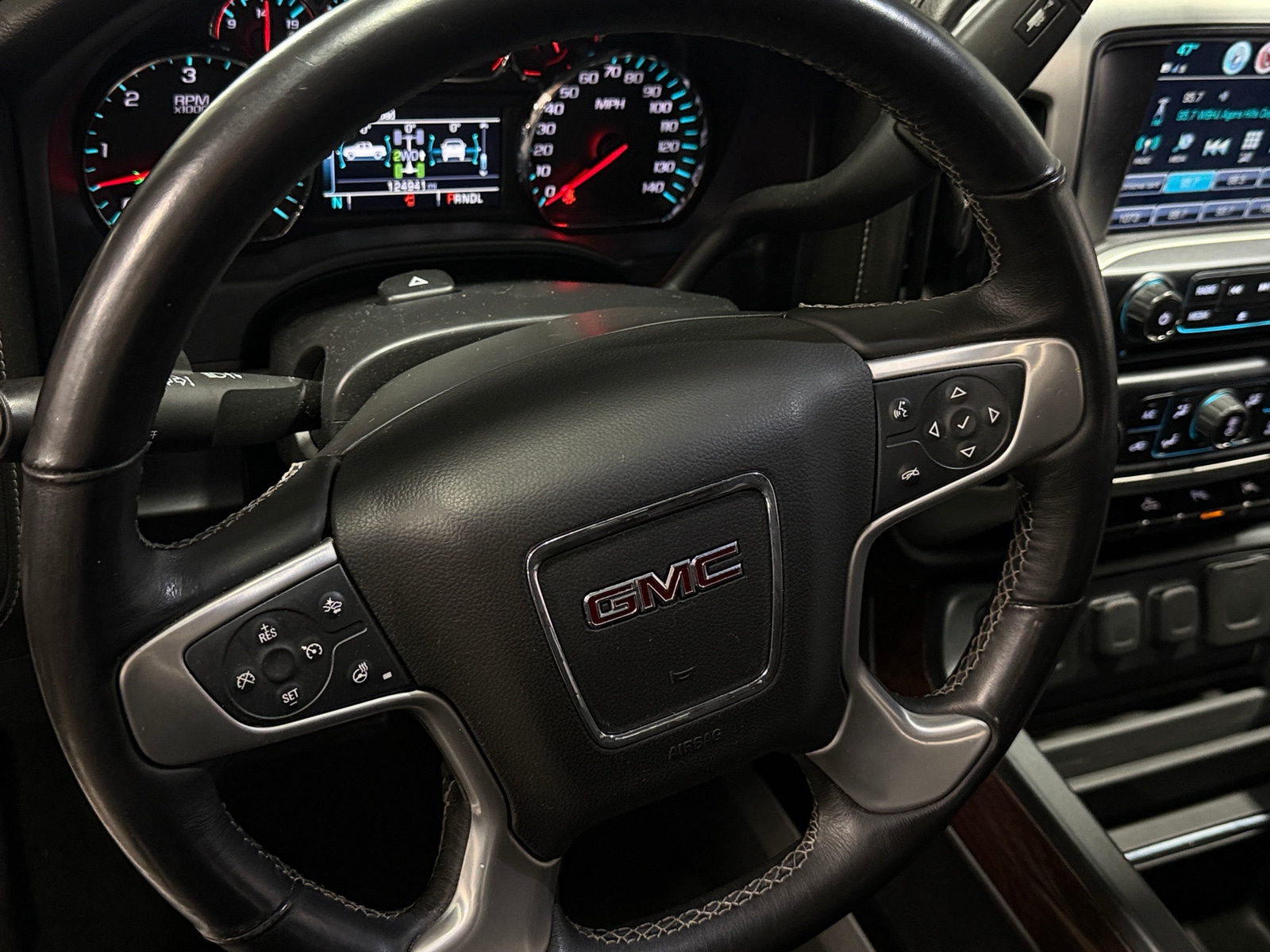 Thumbnail: 2017 GMC Sierra 1500 - 4