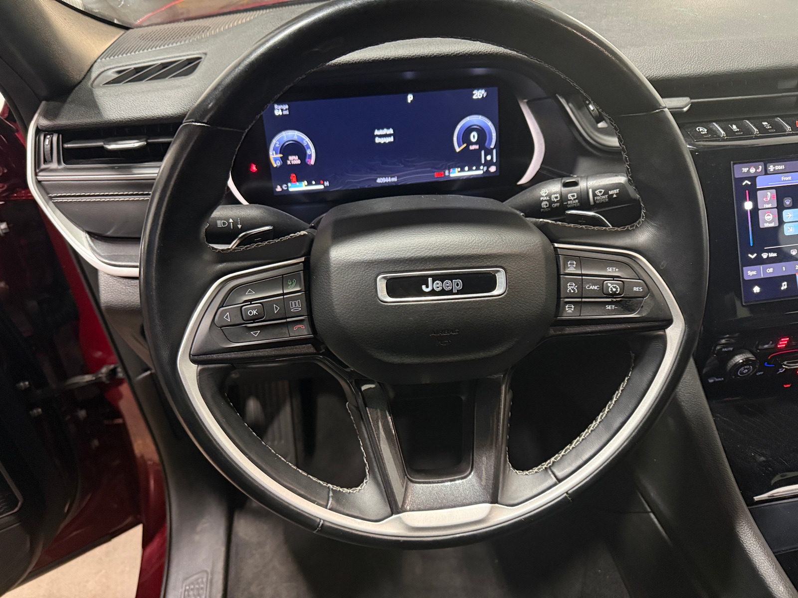 Thumbnail: 2021 Jeep Grand Cherokee L - 4