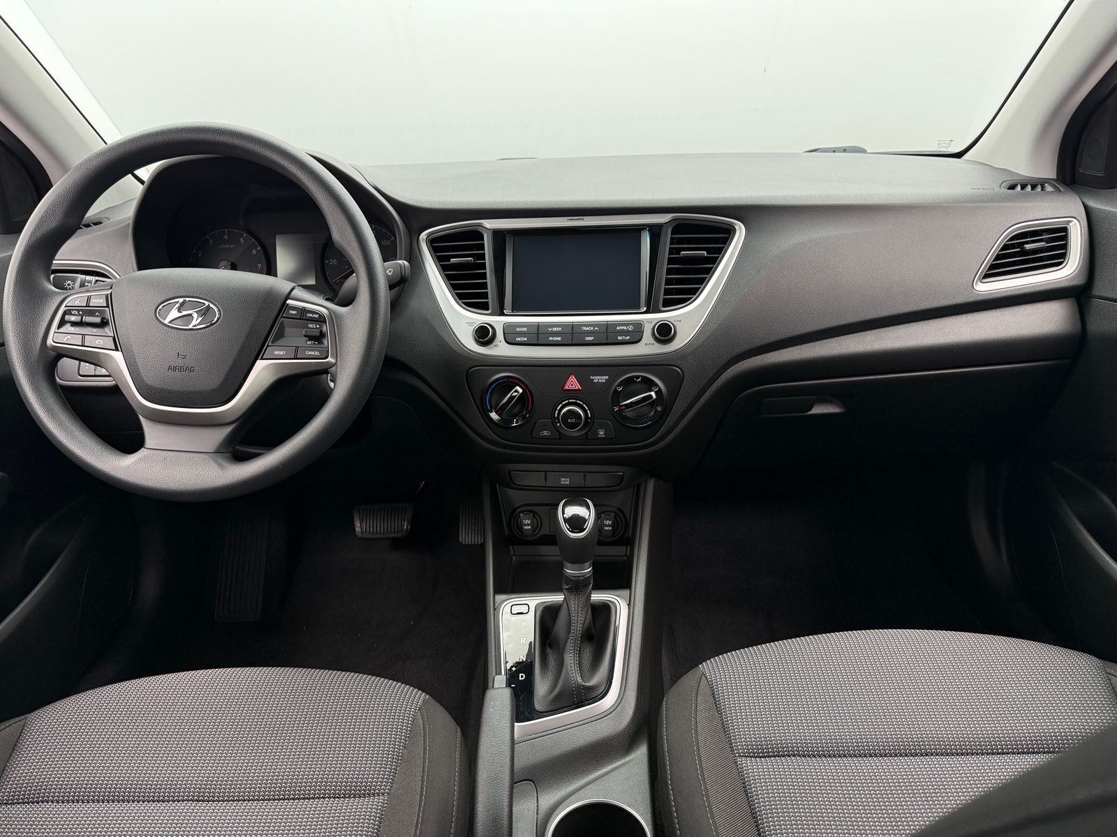 Thumbnail: 2022 Hyundai Accent - 3