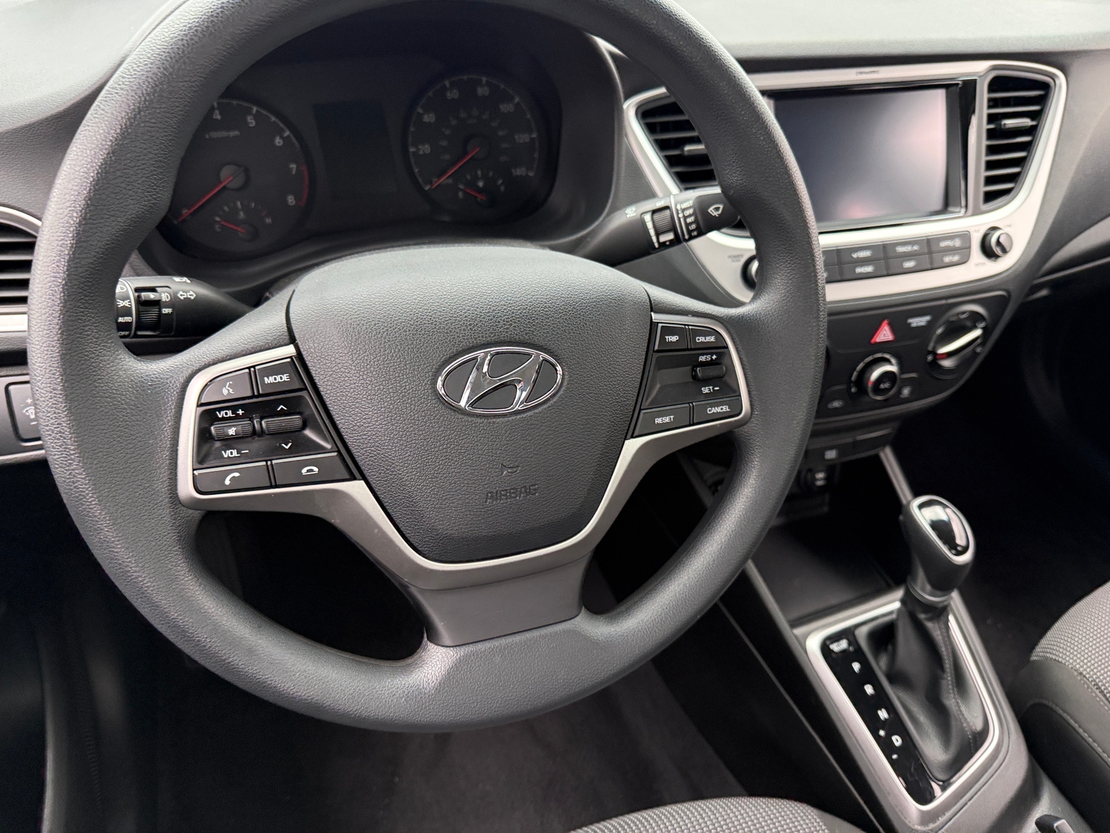 Thumbnail: 2022 Hyundai Accent - 5