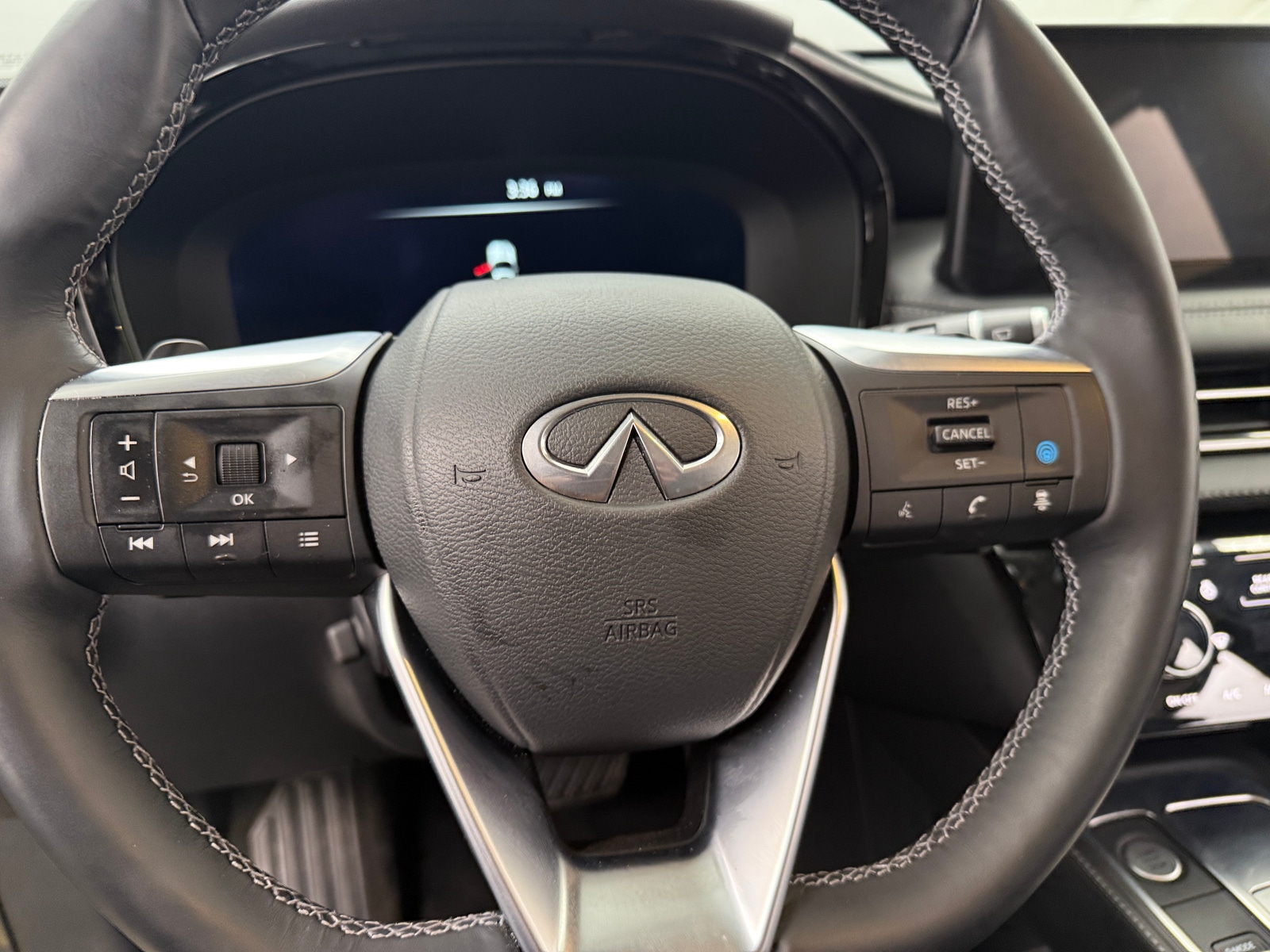 Thumbnail: 2025 INFINITI QX60 - 4