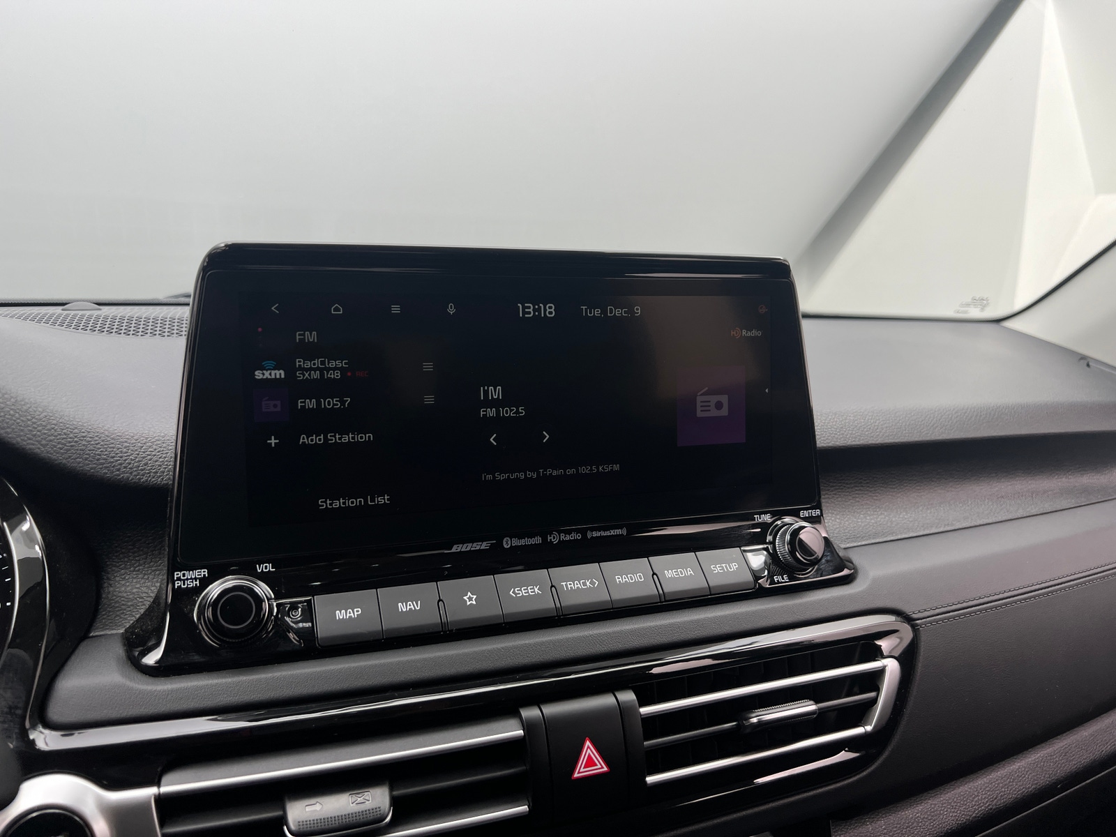 Thumbnail: 2023 Kia Seltos - 3